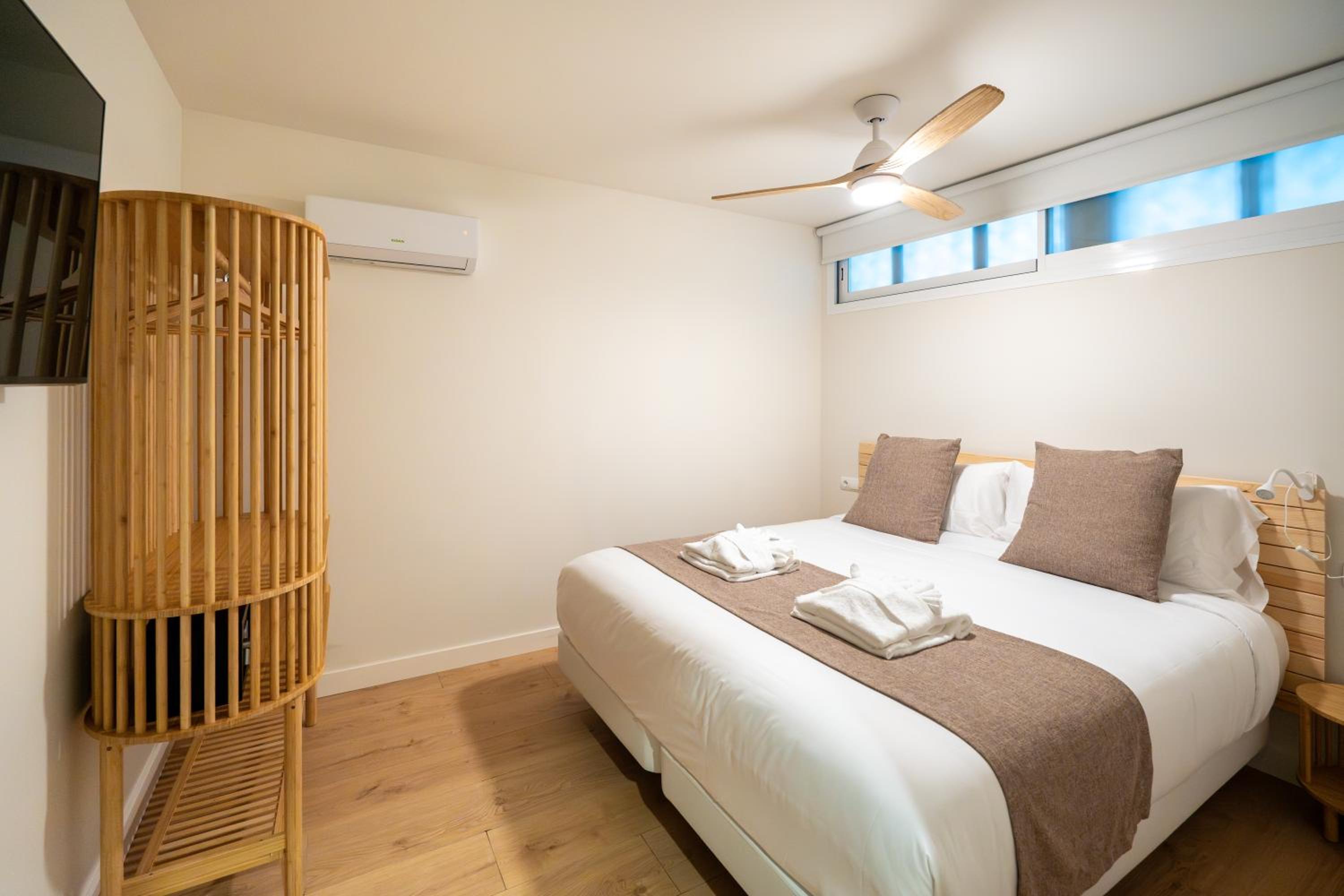 Two-Bedroom Apartment - Photo 8