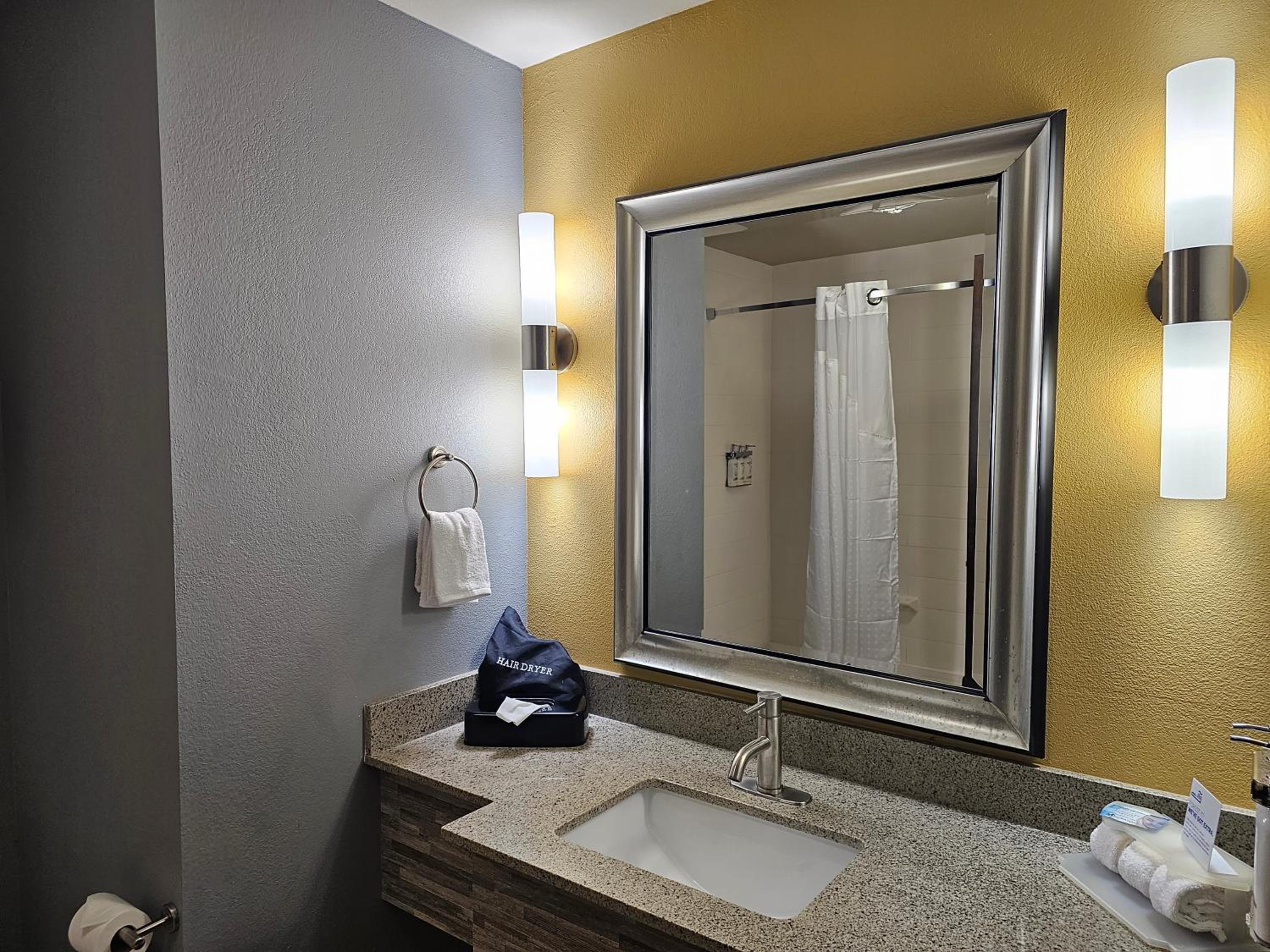 Holiday Inn Express & Suites Perry-National Fairground Area by IHG, Photo 4