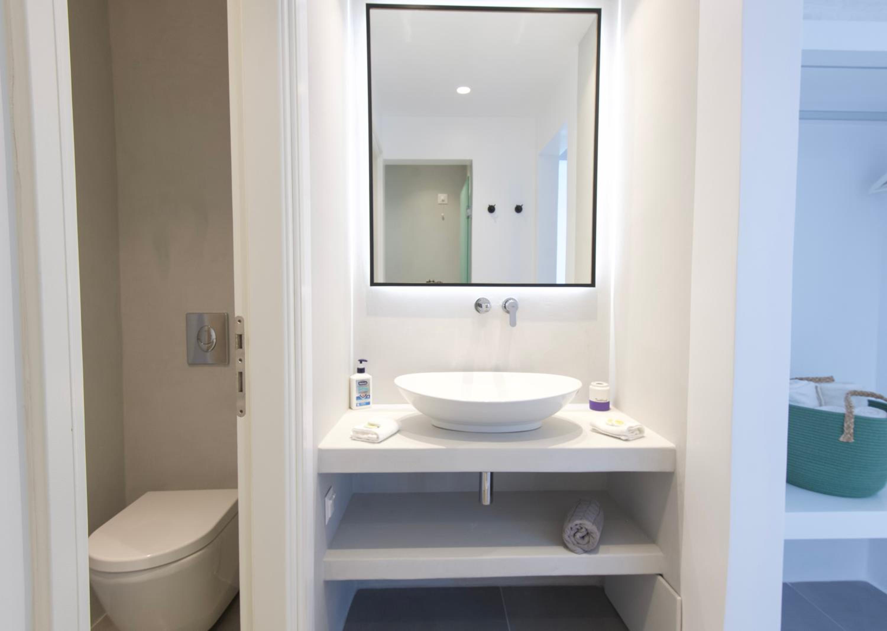 Double Or Twin Room - Photo 4