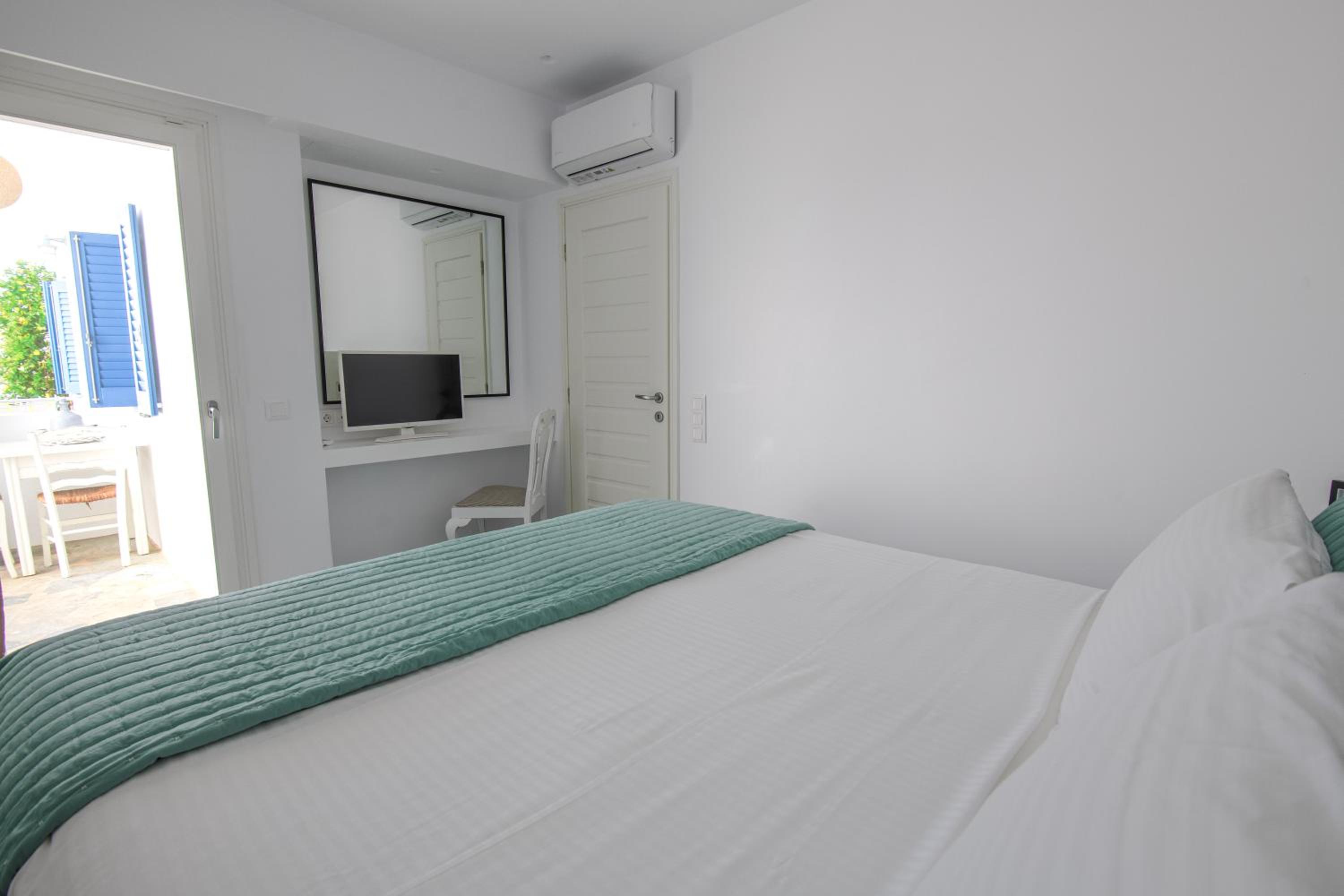 Double Or Twin Room - Photo 1