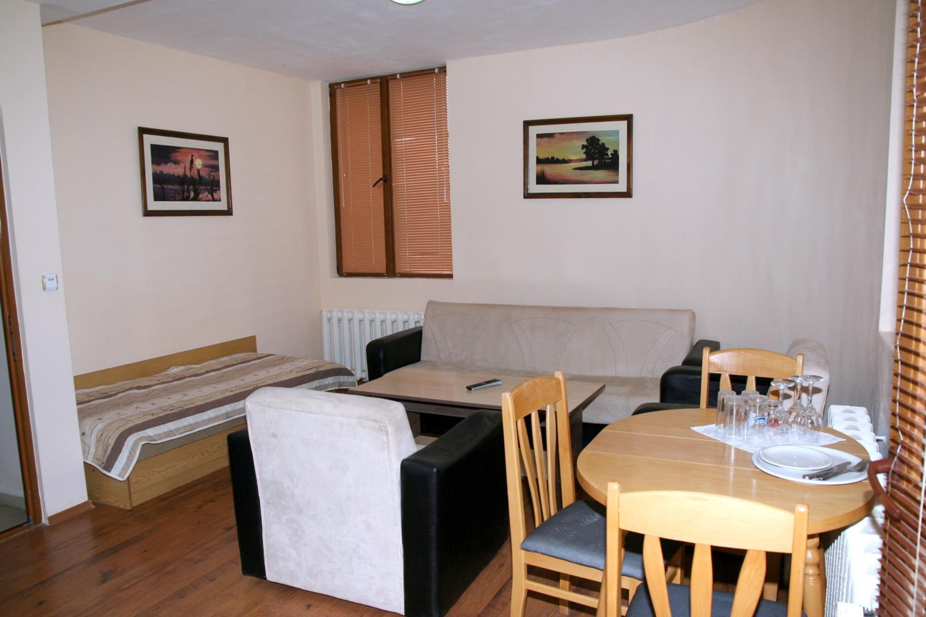 One-Bedroom Suite