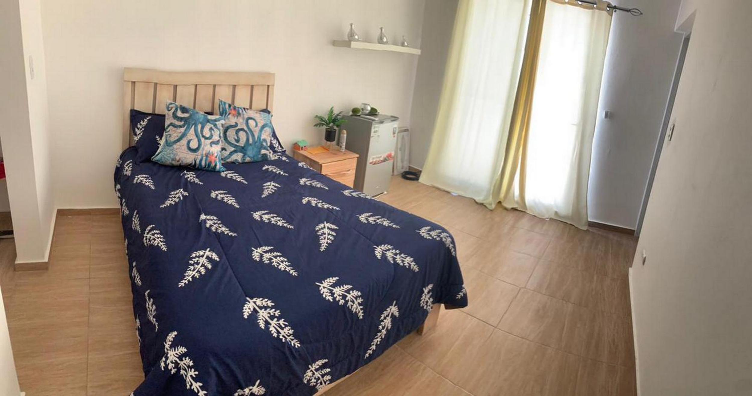 Standard Queen Room photo 2