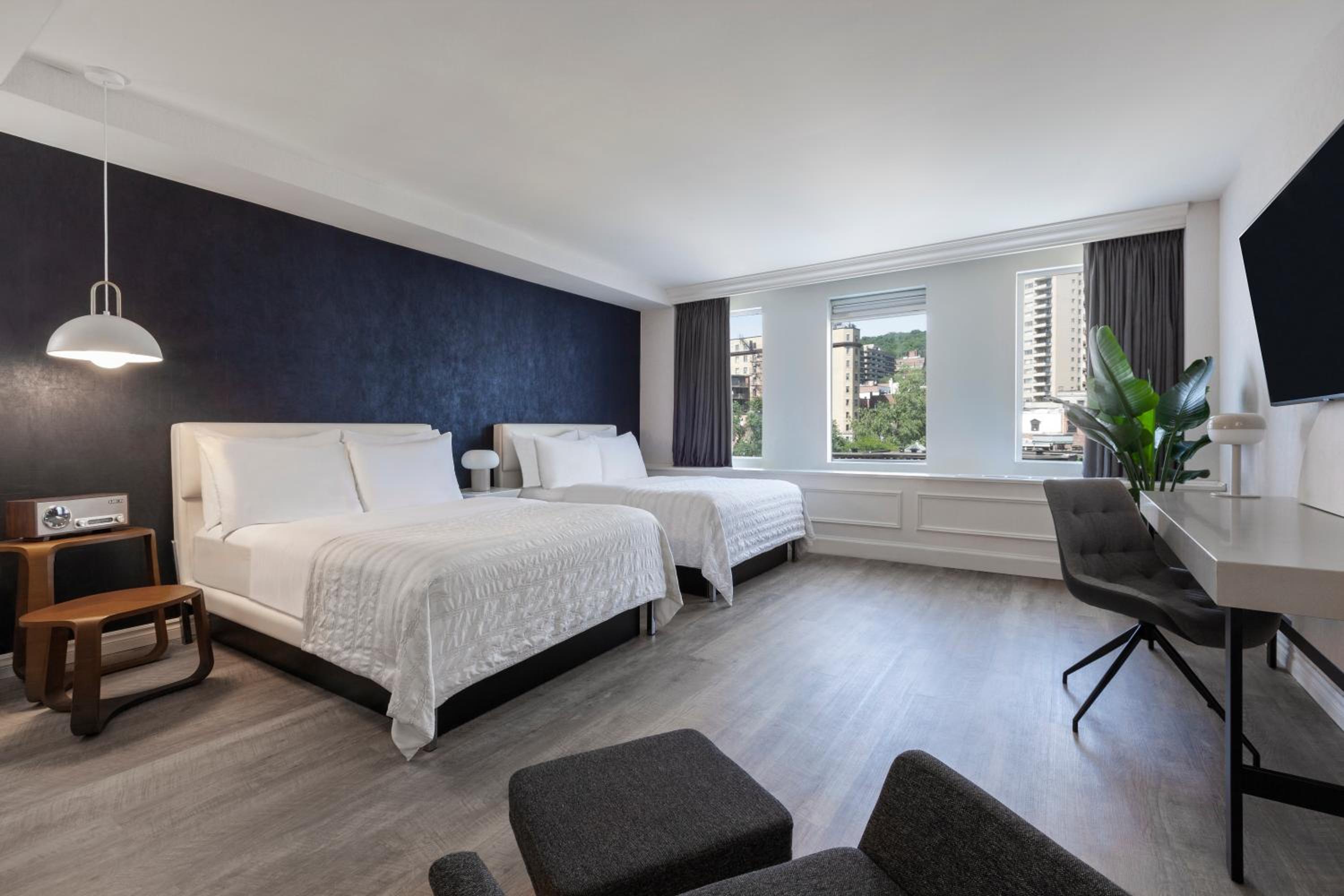 Deluxe, Guest room, 2 Double - Photo 2