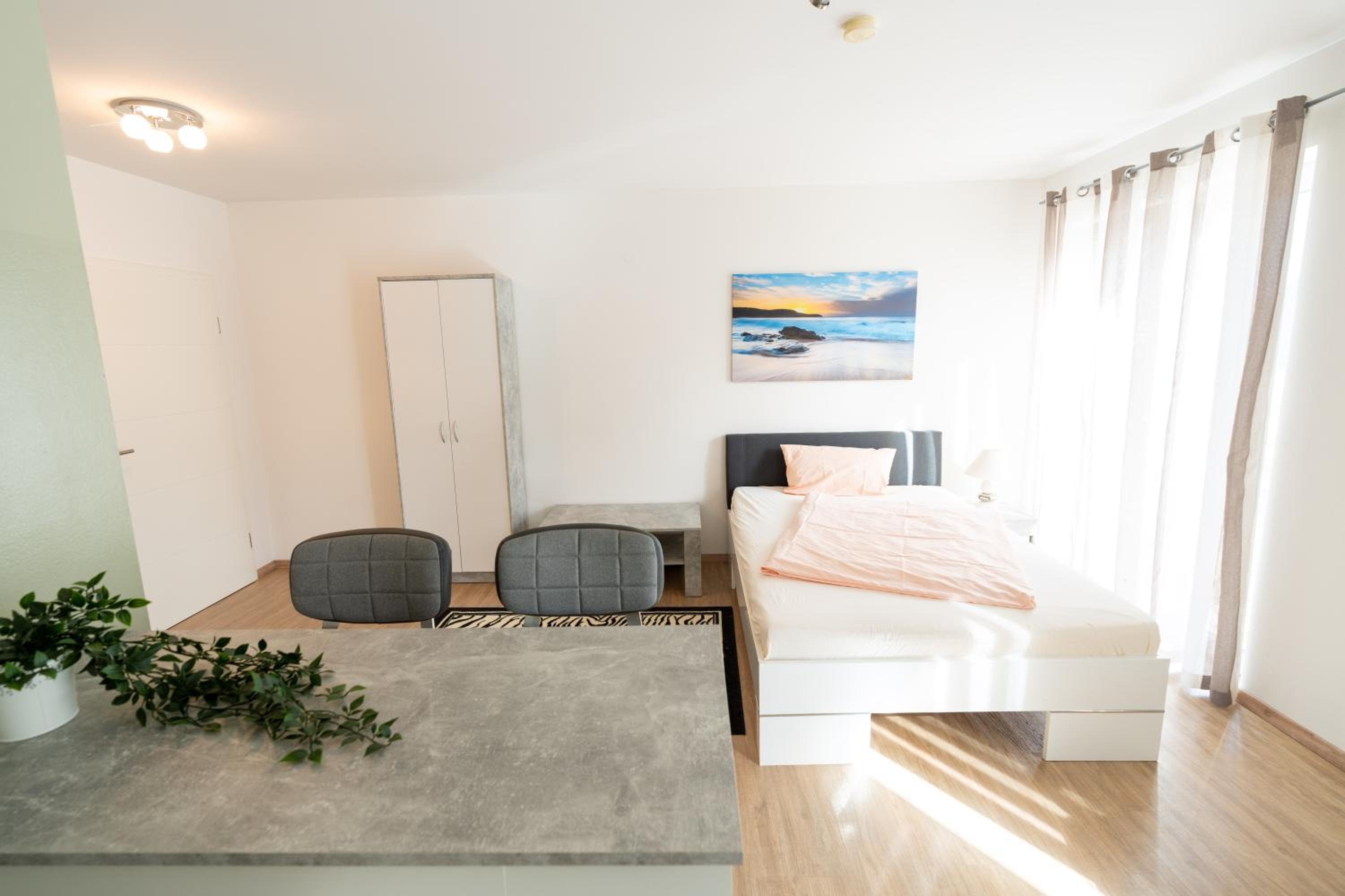 Apartment photo 3