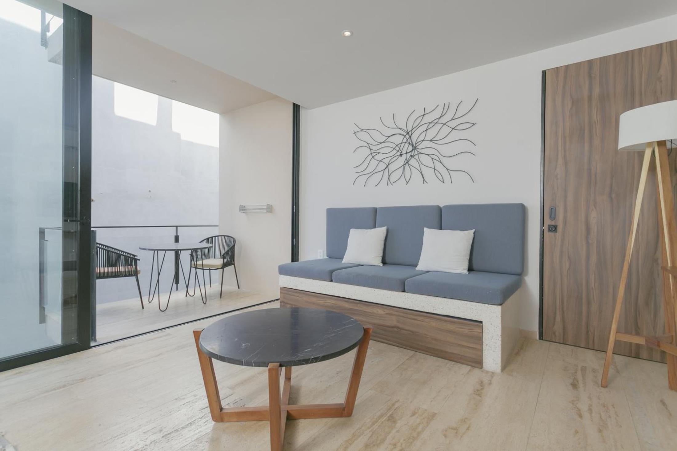 Apartamento de lujo de dos dormitorios con balcón privado