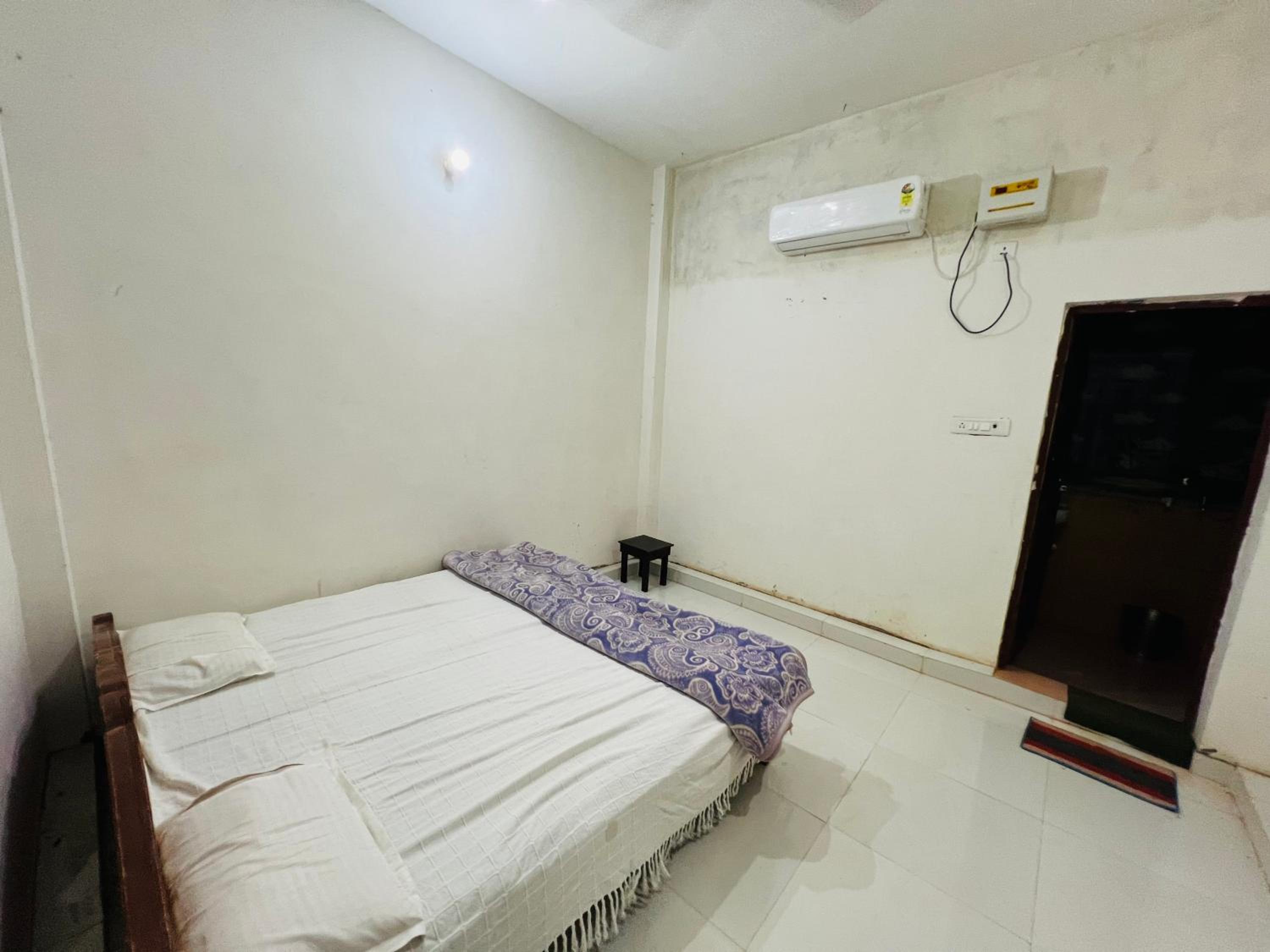 Deluxe King Room photo 3