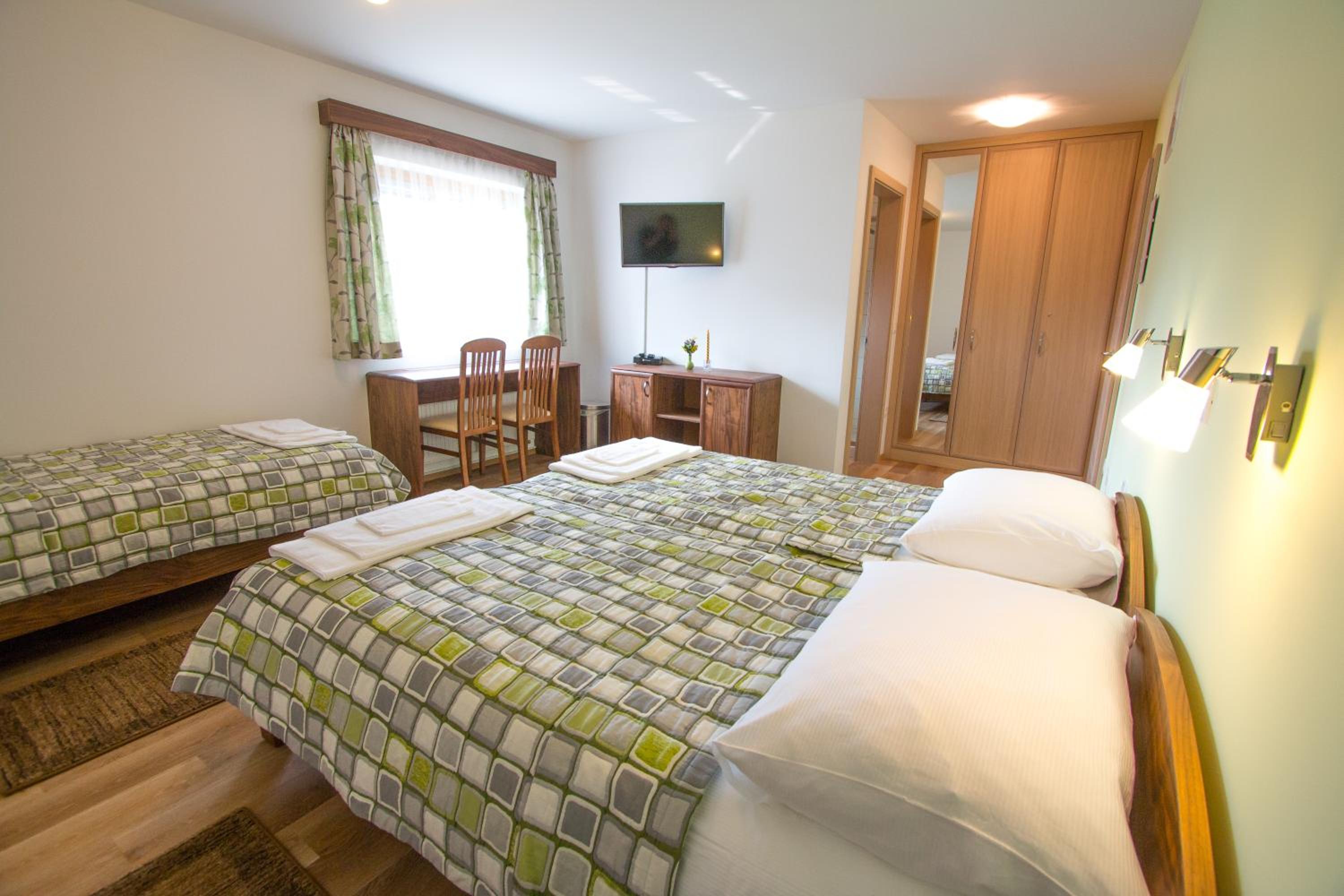 Triple Room - Photo 1