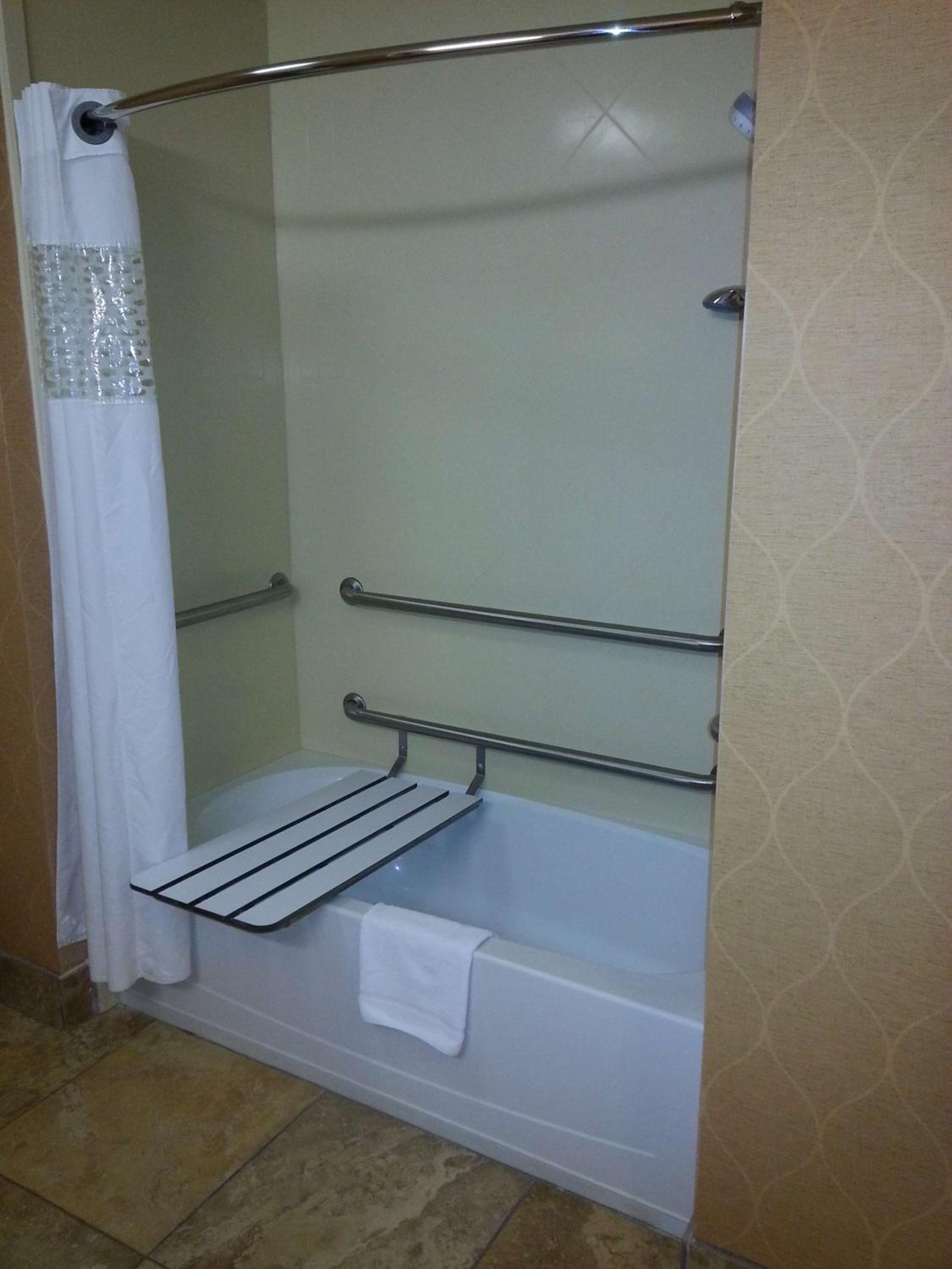 King Room - Mobility Access/Non-Smoking - Photo 2
