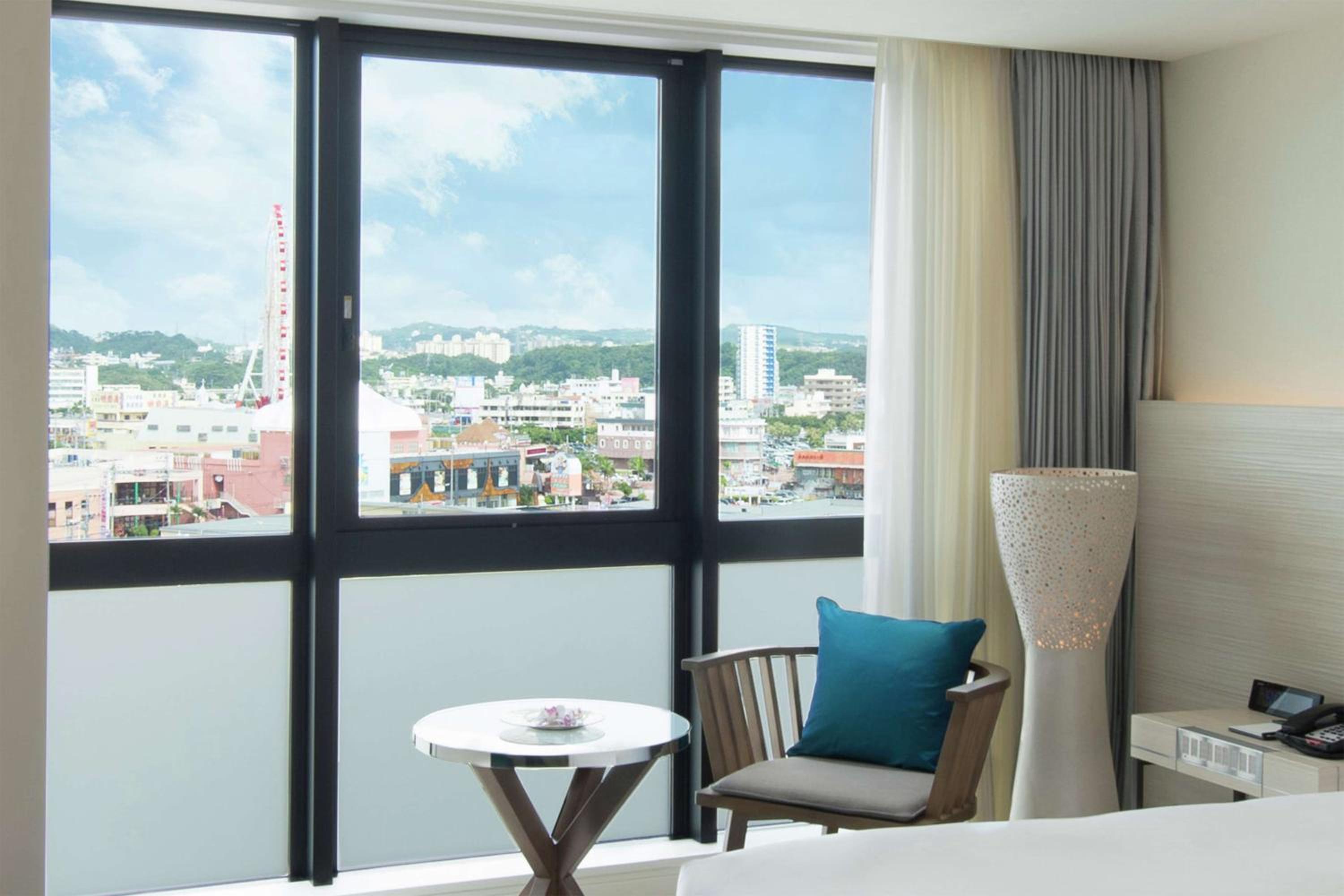 King Room with City View photo 2