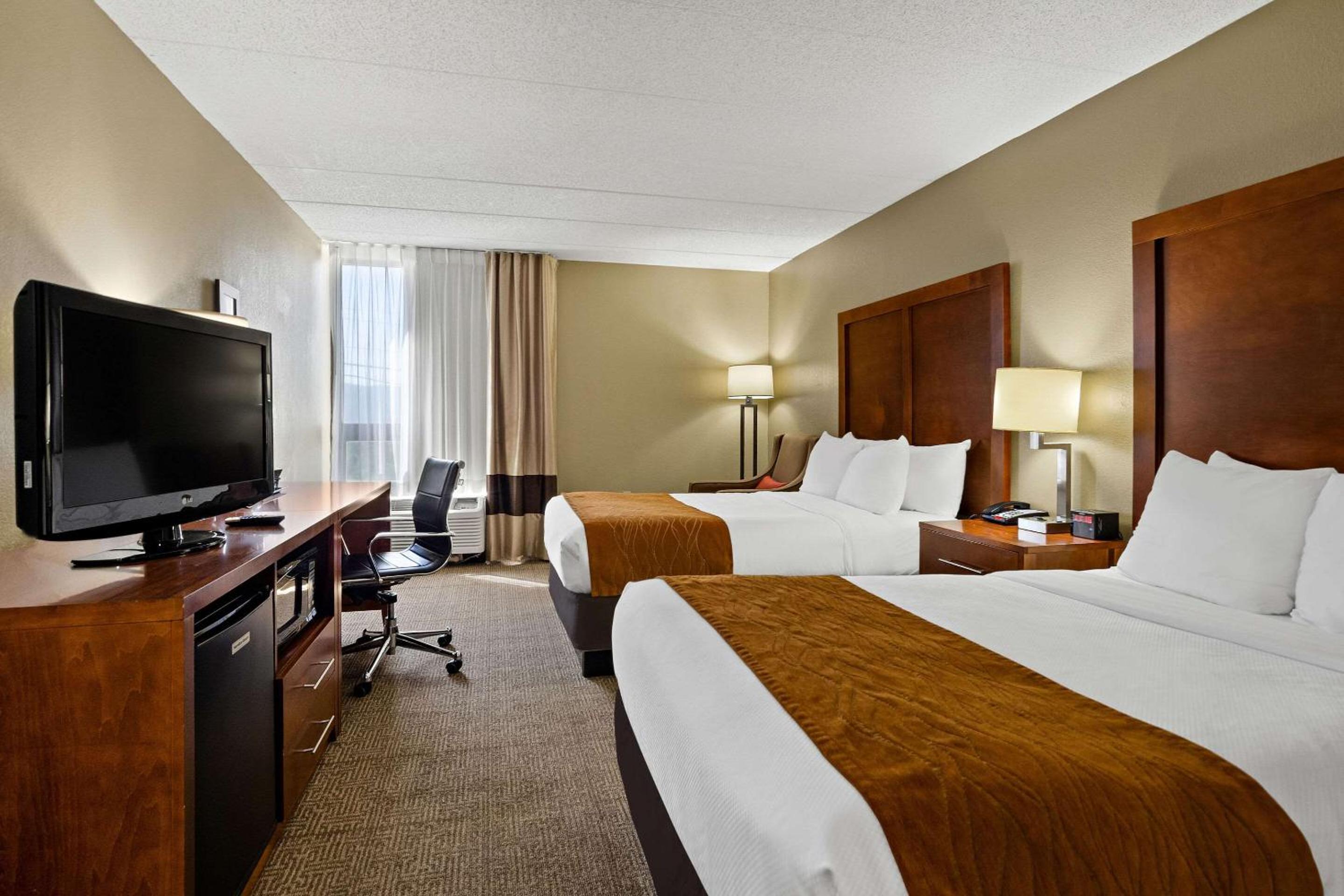 Double Room With Two Double Beds - Non-Smoking