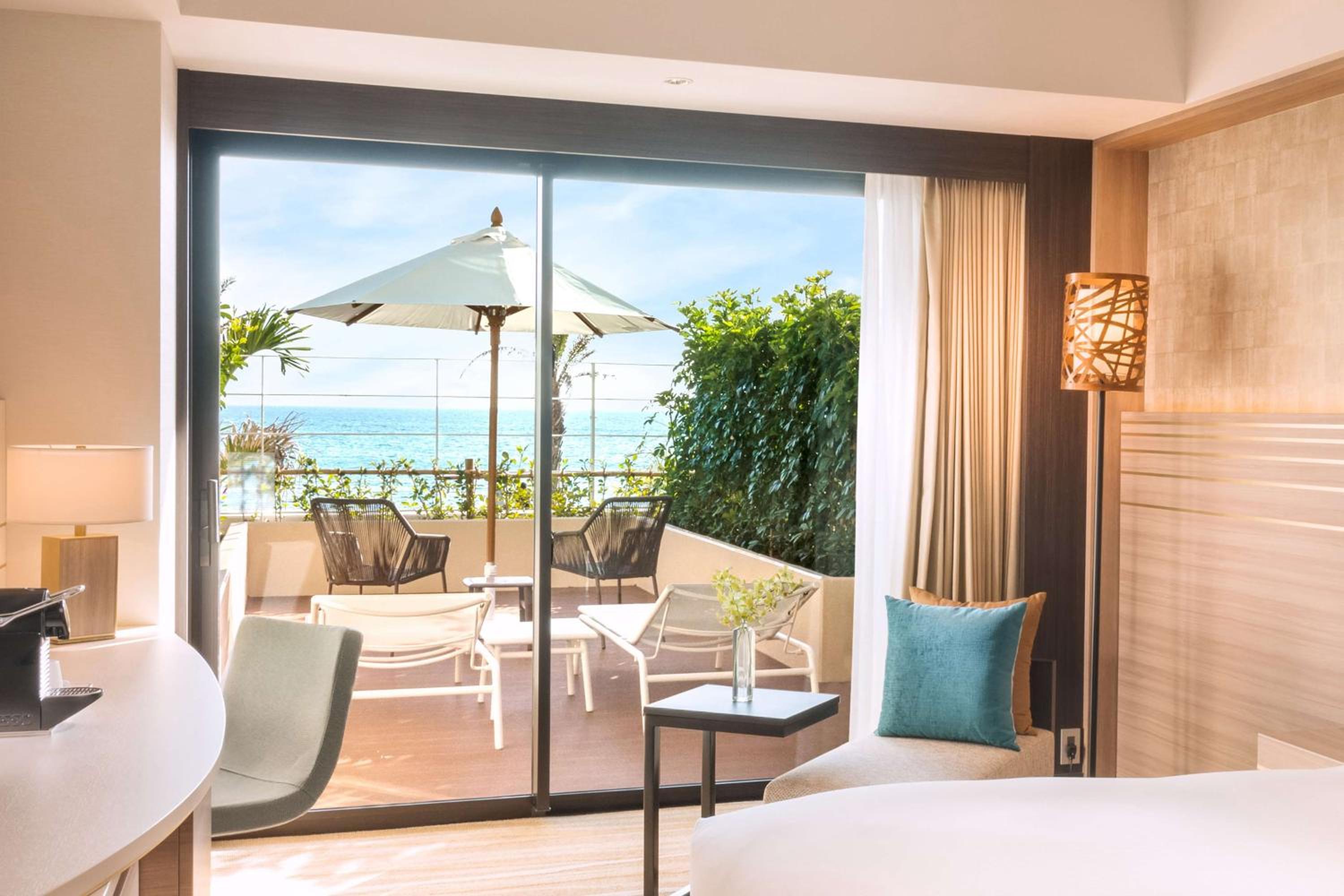 Deluxe Twin Room with Terrace and Ocean View photo 2