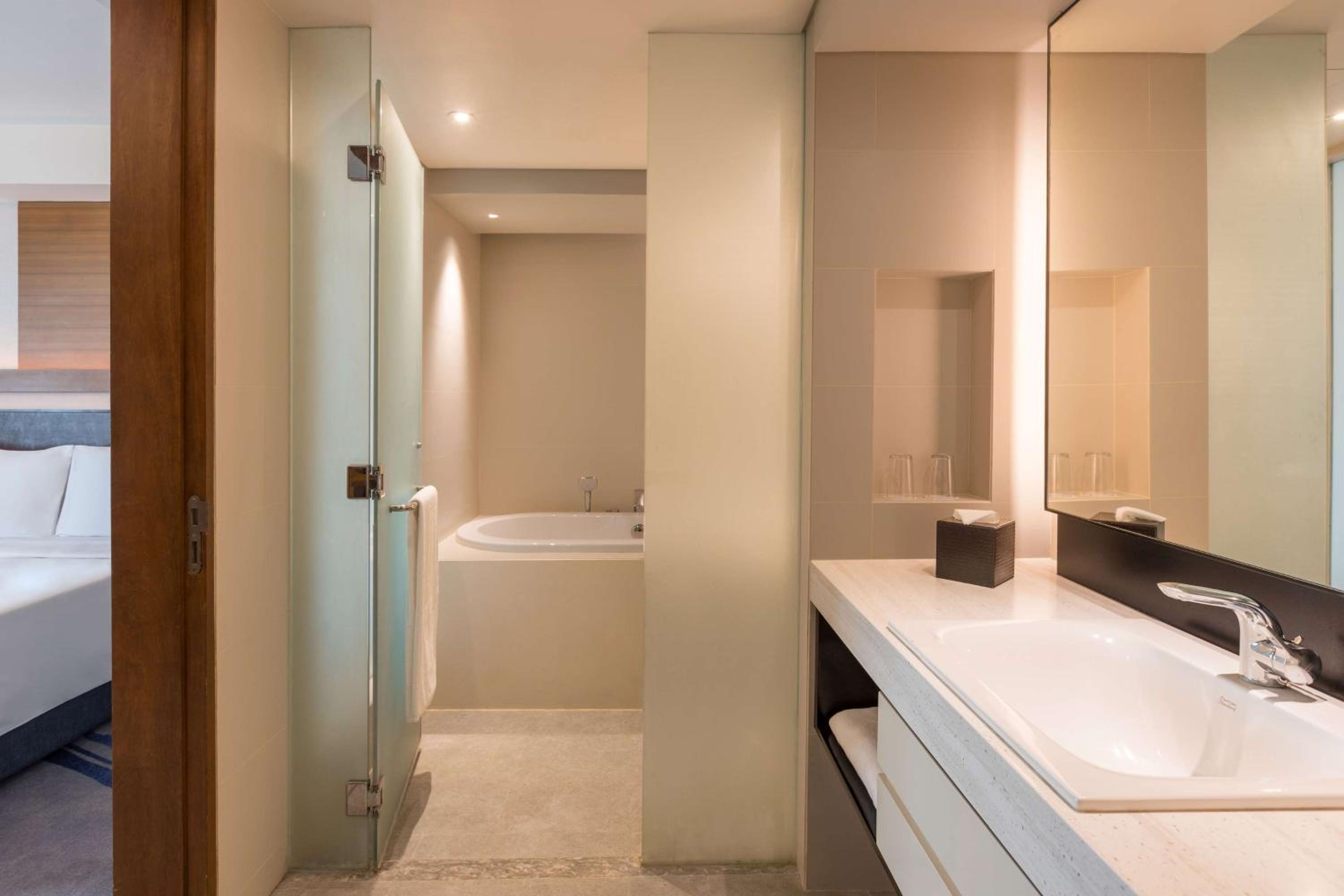 Suite with Lounge access - Photo 6