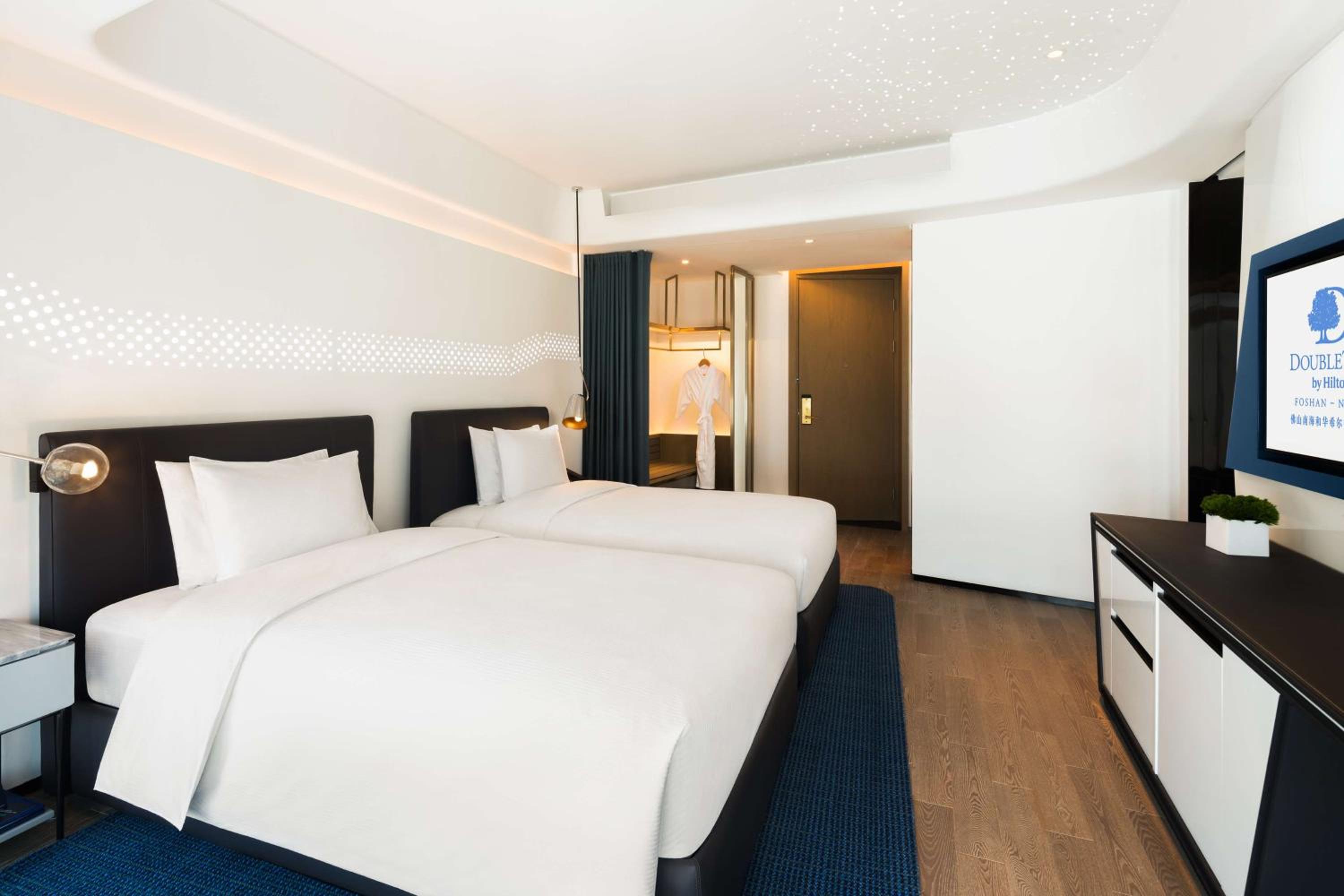Twin Guest Room - Photo 2