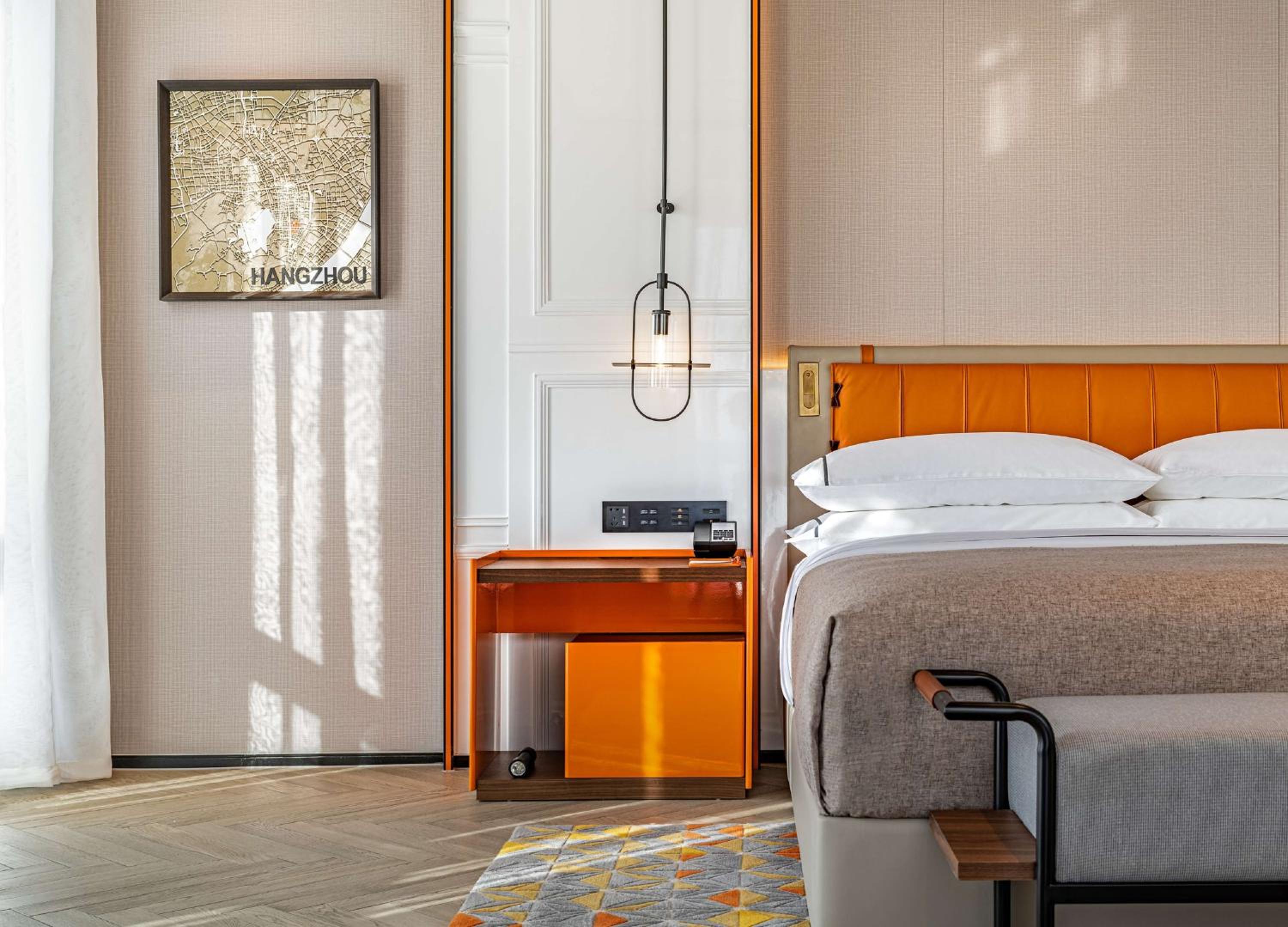 Premium King Room - Photo 2
