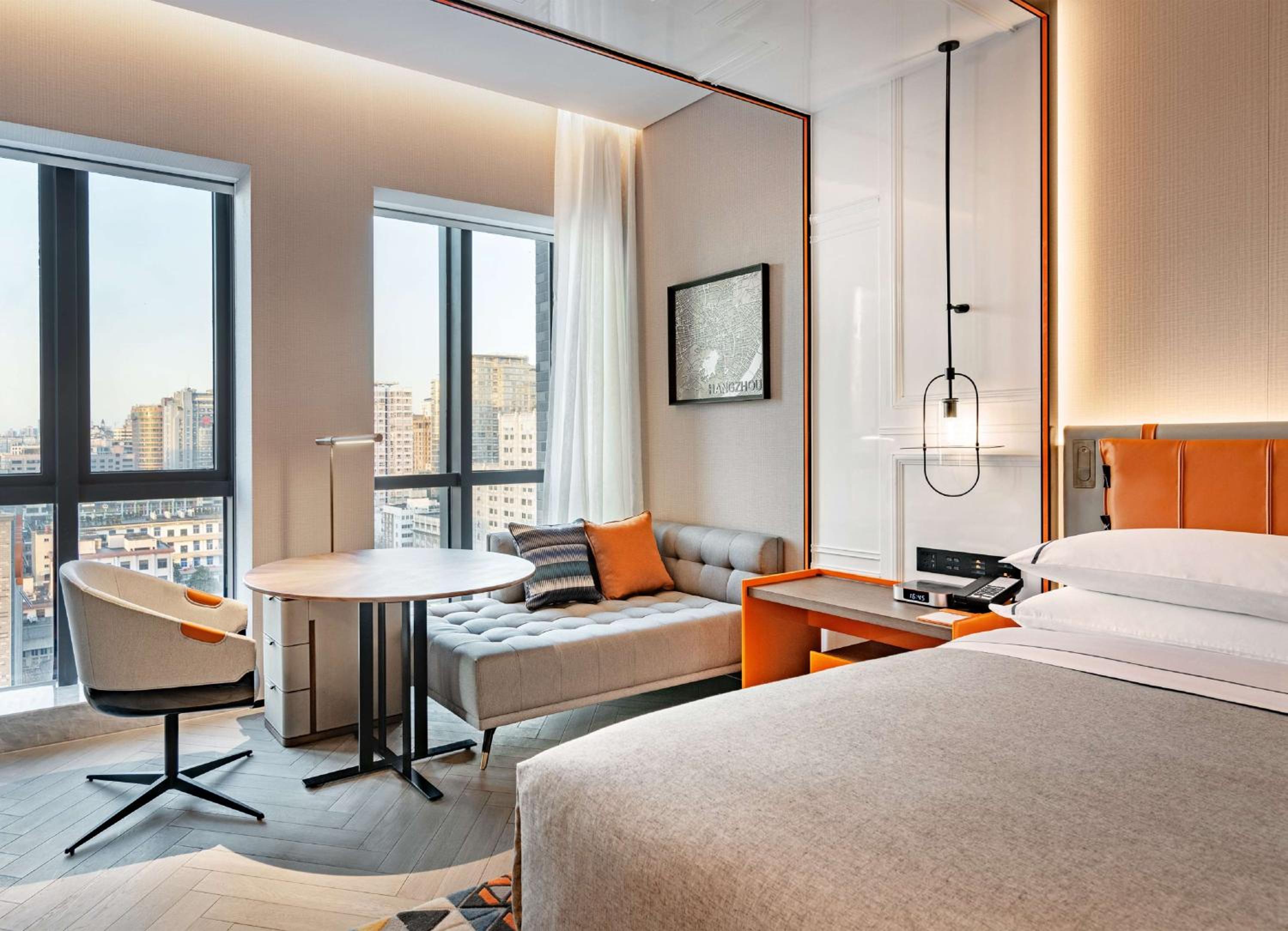 Deluxe Canopy Room with City View - Photo 3