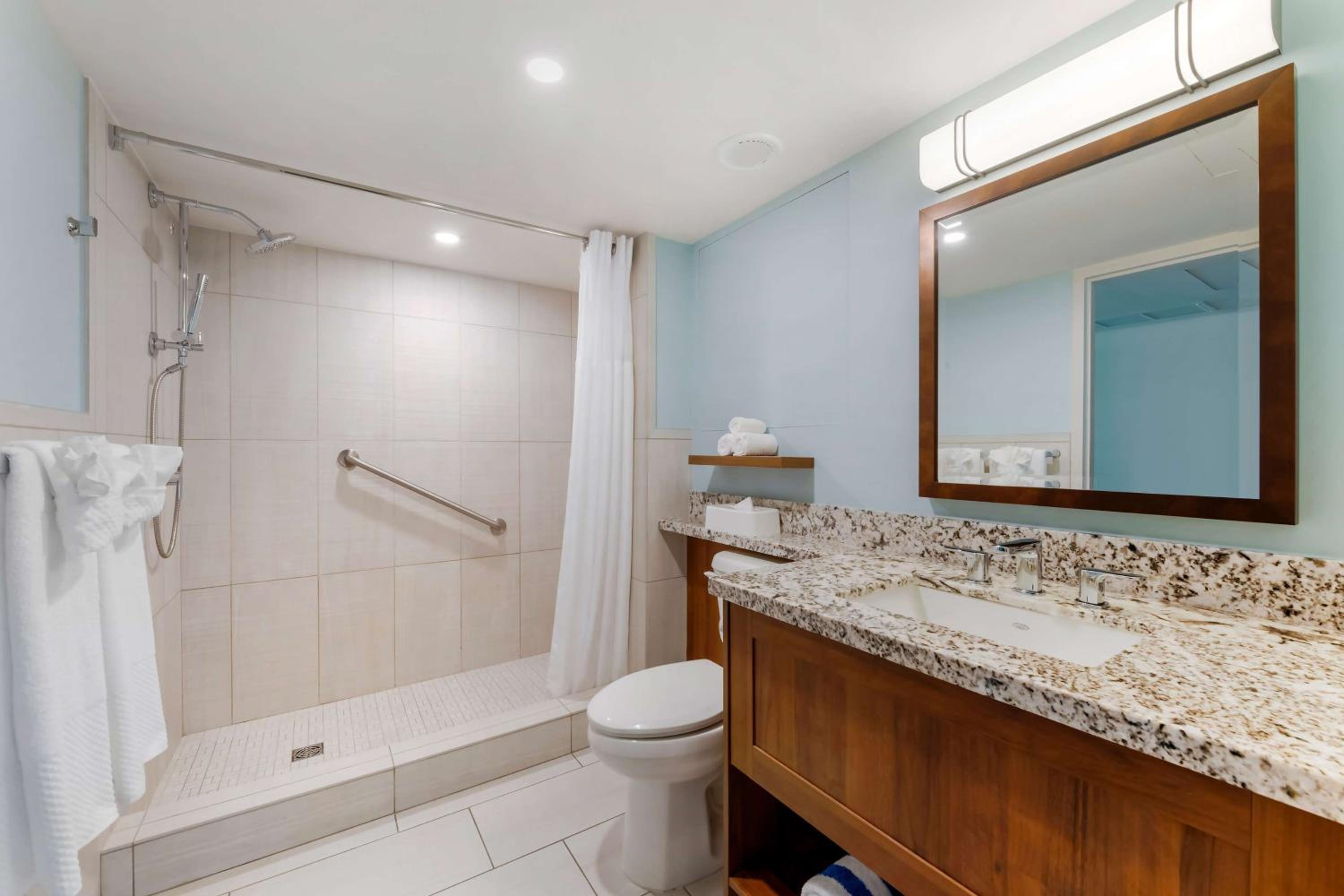 Two-Bedroom King Room with Ocean View