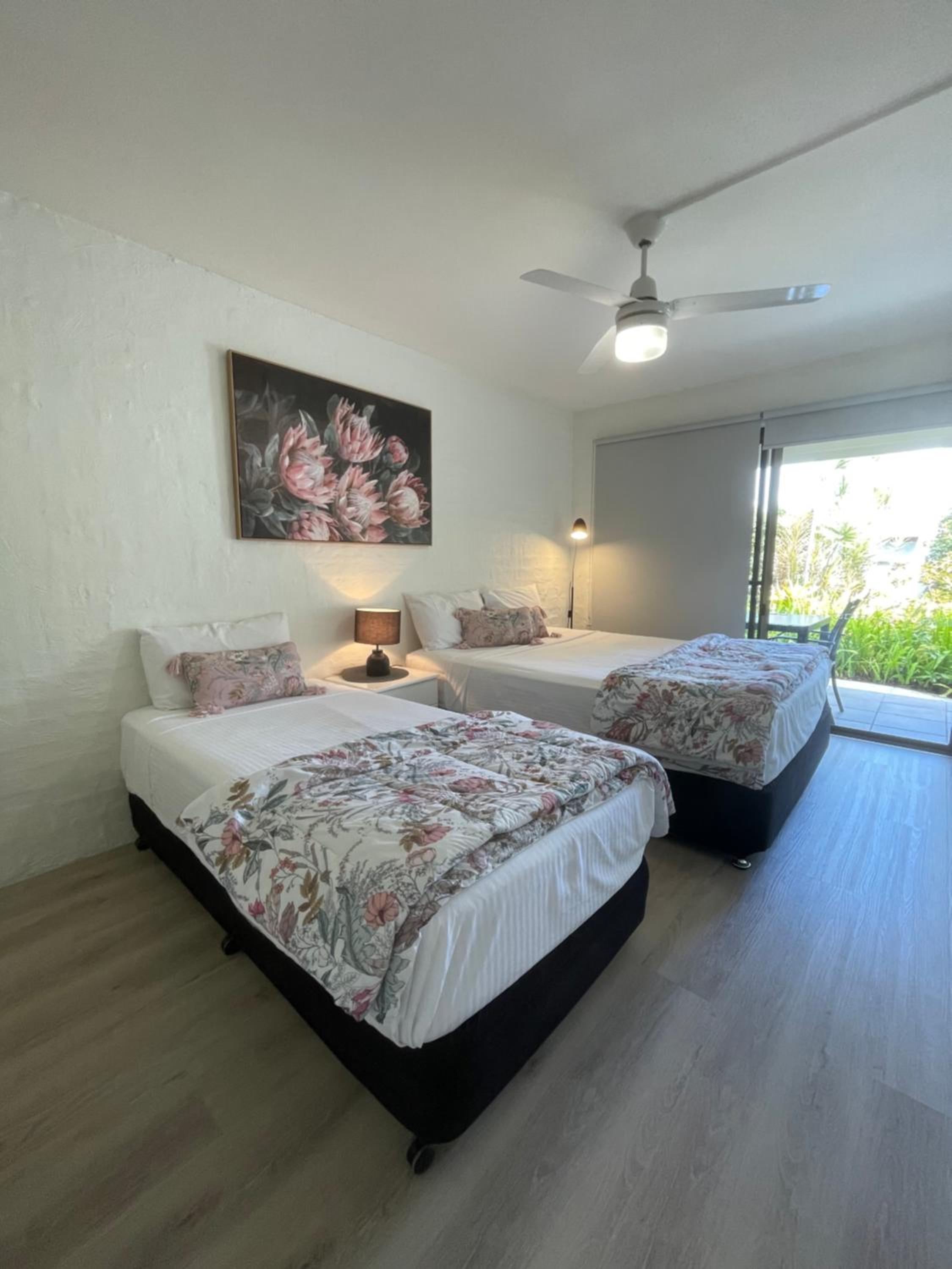 One-Bedroom Apartment with Garden View photo 3