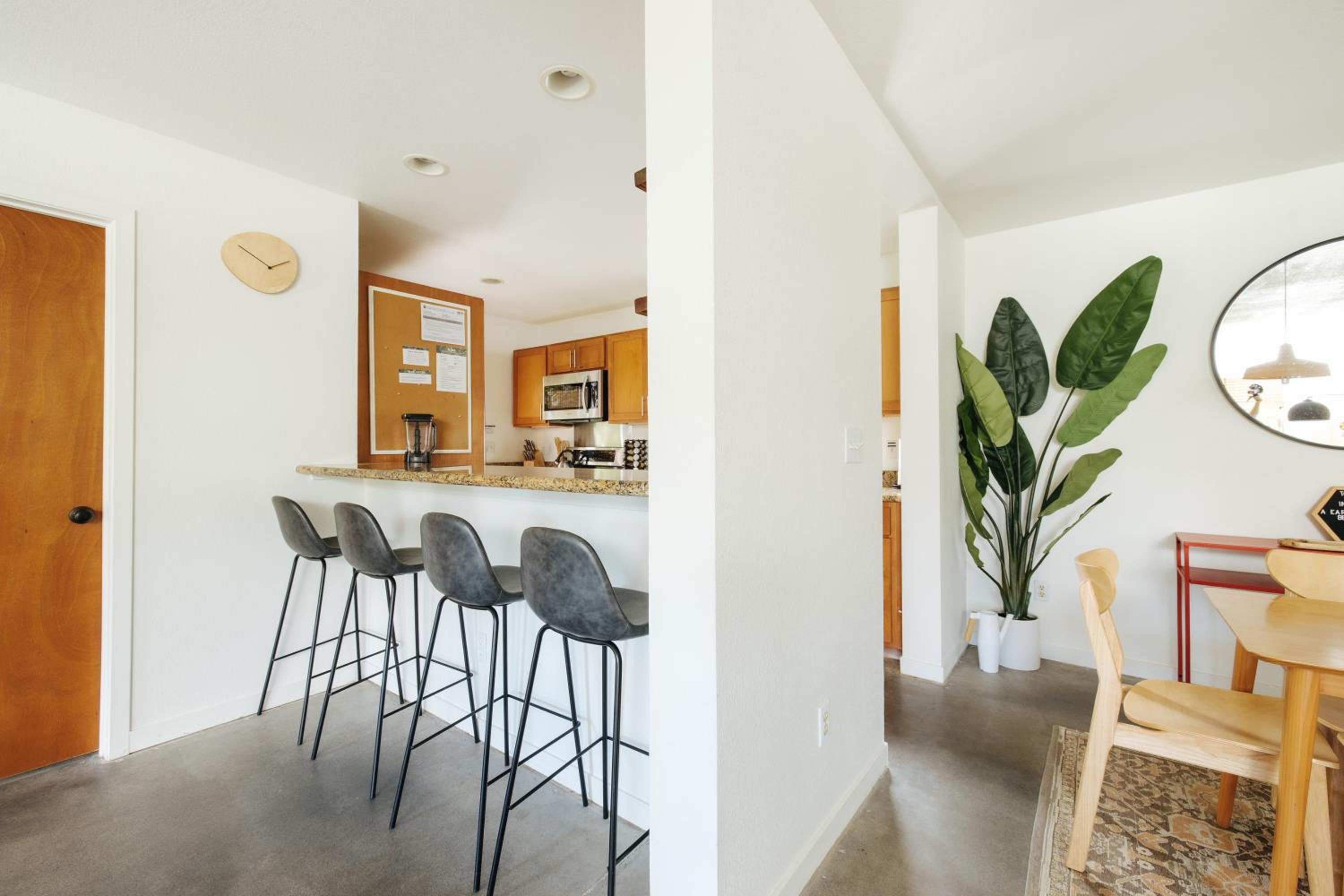 Three-Bedroom House photo 2