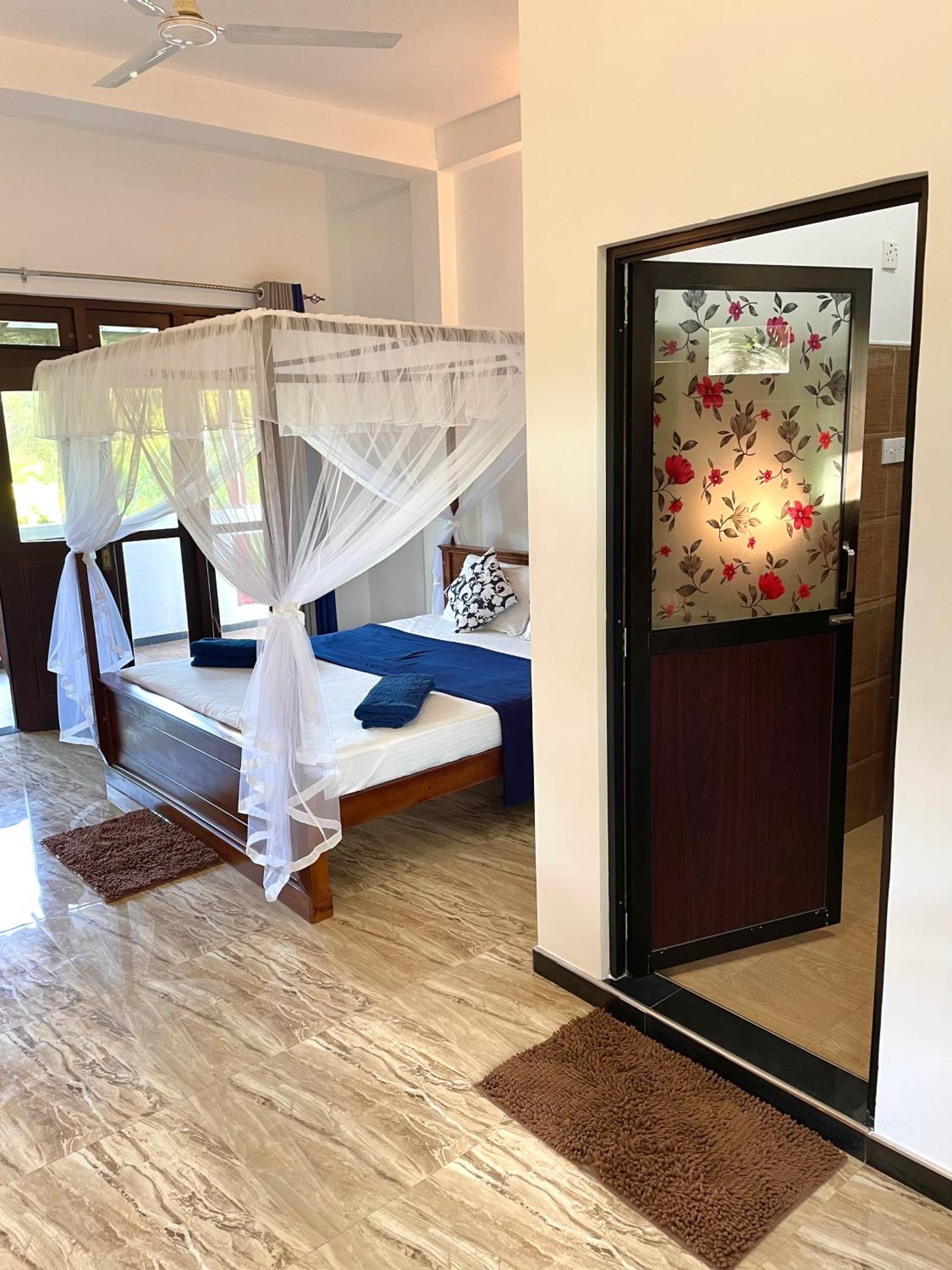 Double Room with Pool View photo 3