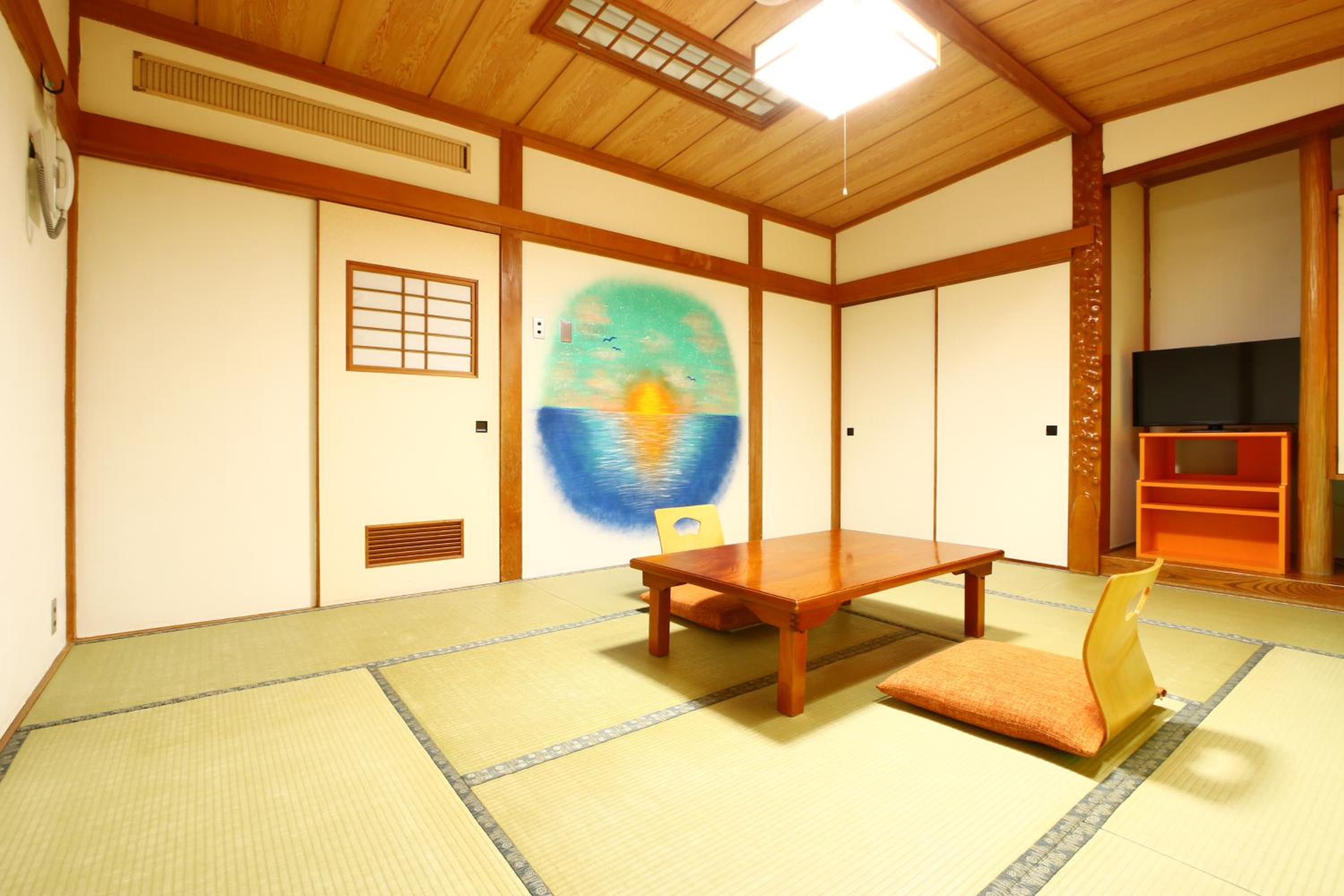 Japanese-Style Room