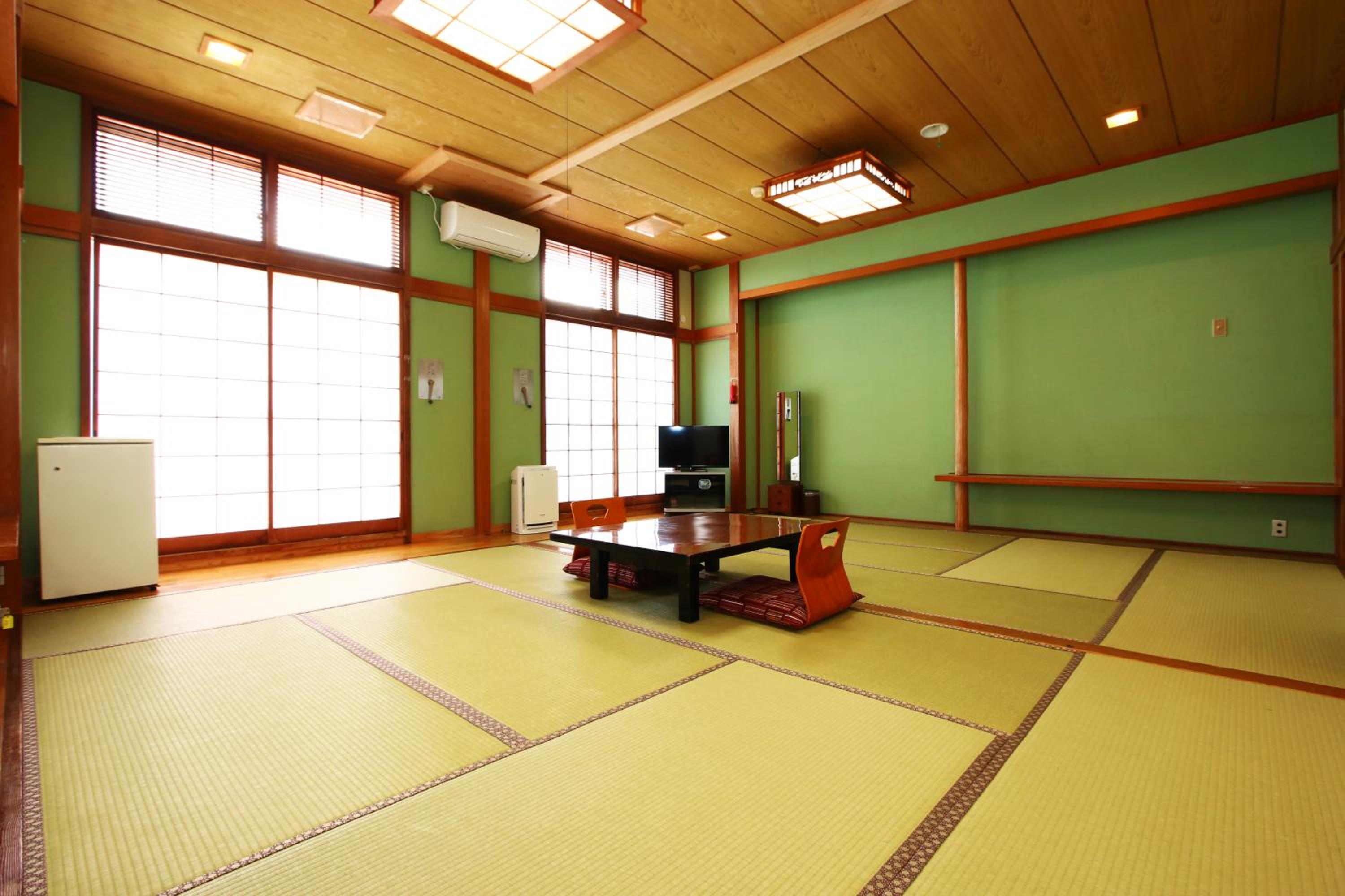 Japanese-Style Room