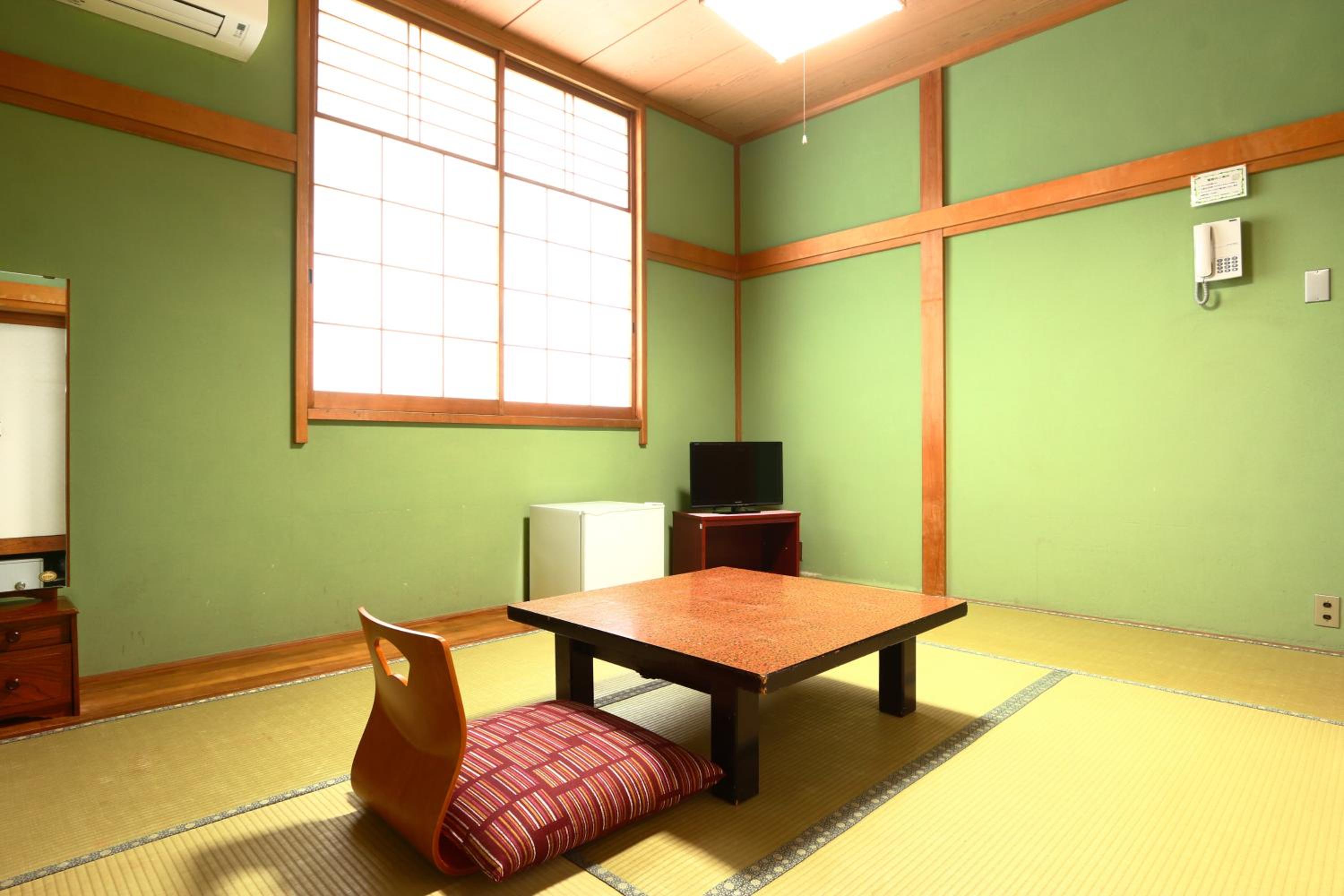 Japanese-Style Room