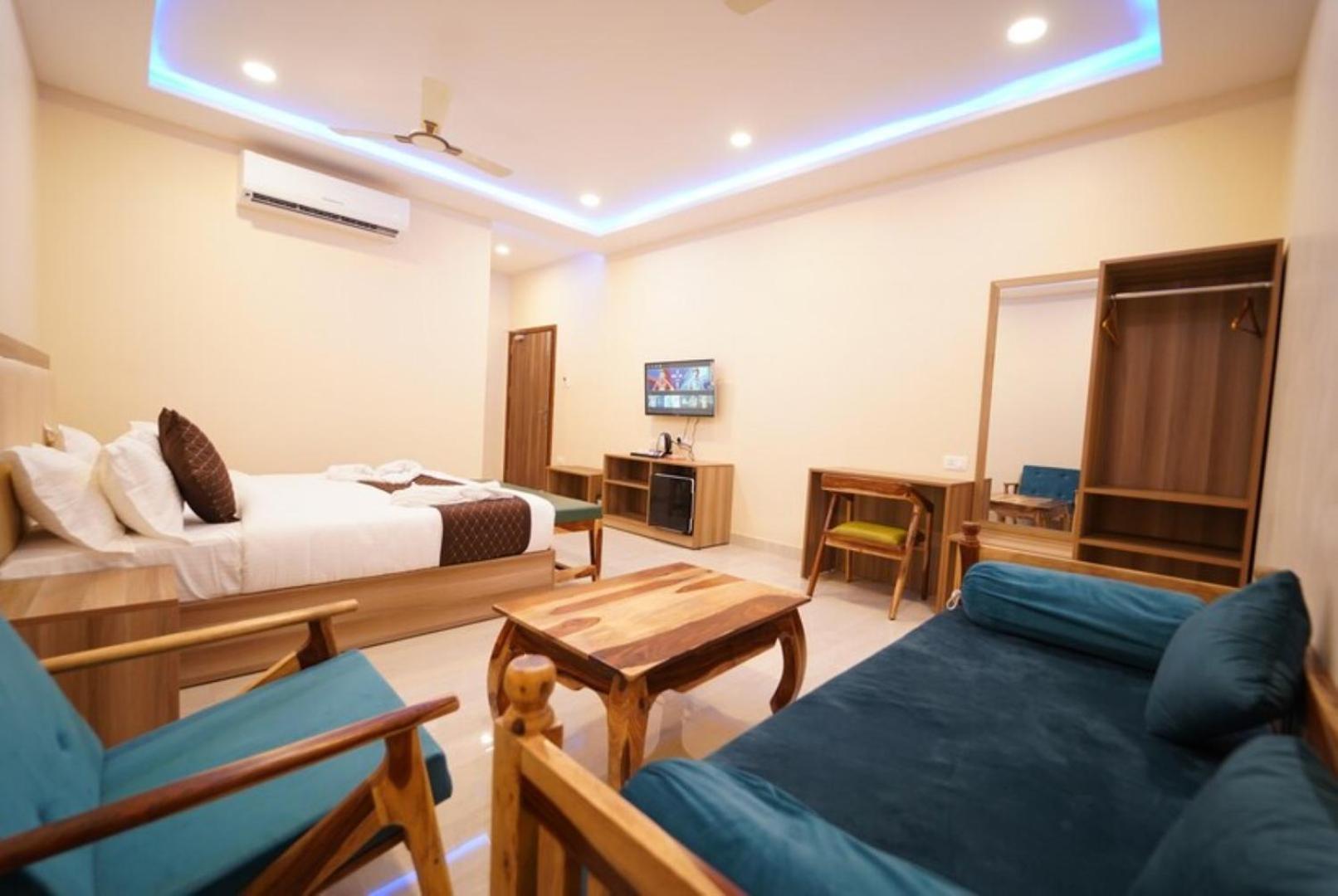Deluxe Double Room photo 2