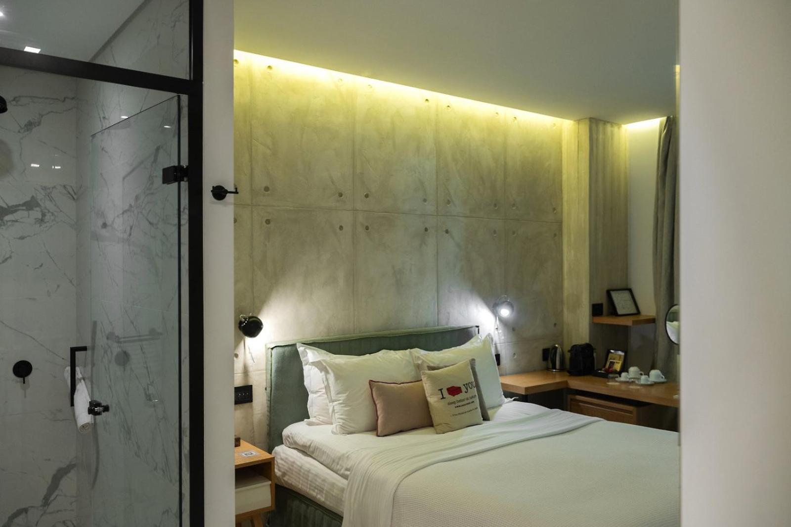 Budget Double Room - Proxy photo 3