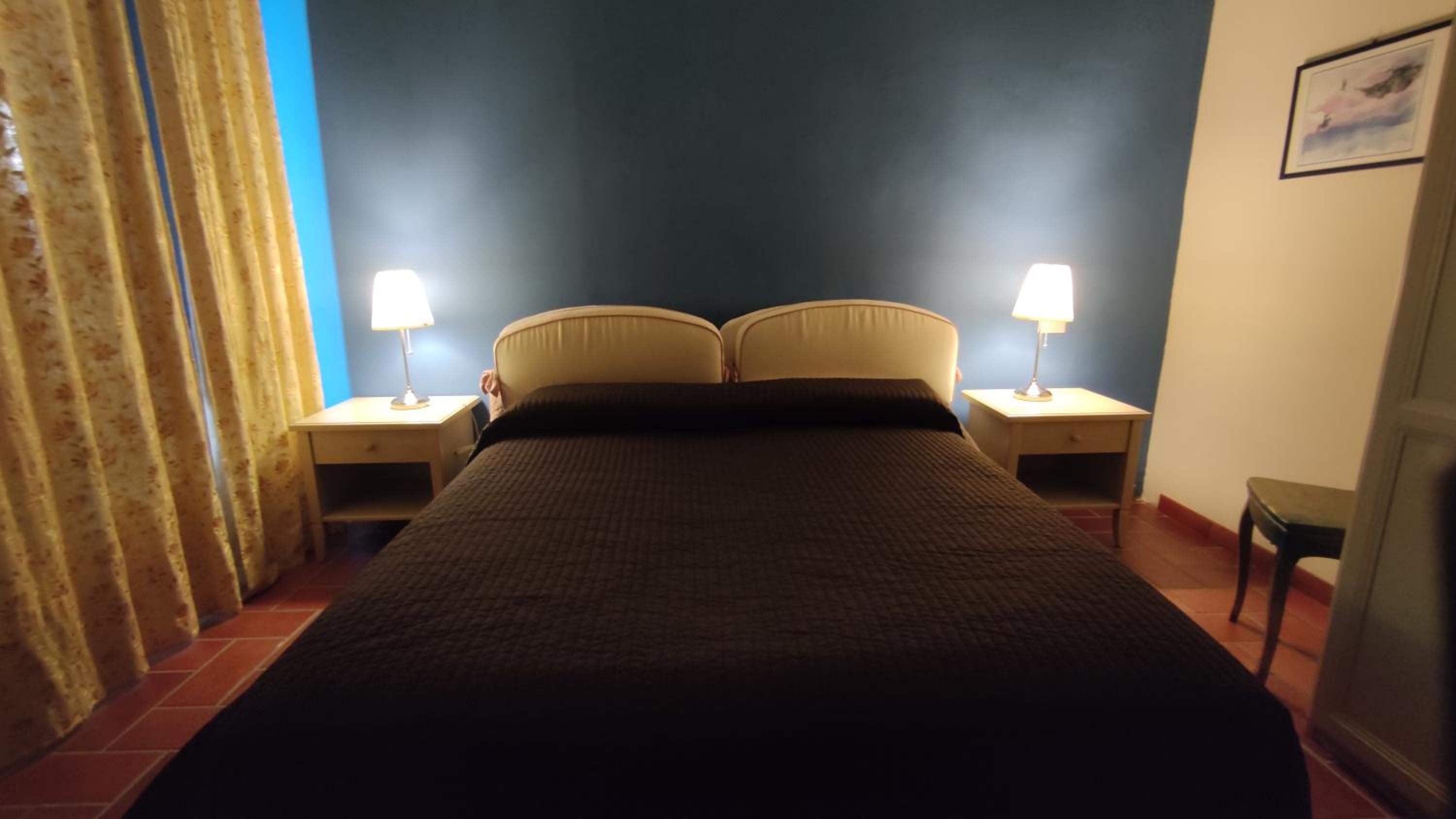 Large Double Room photo 2