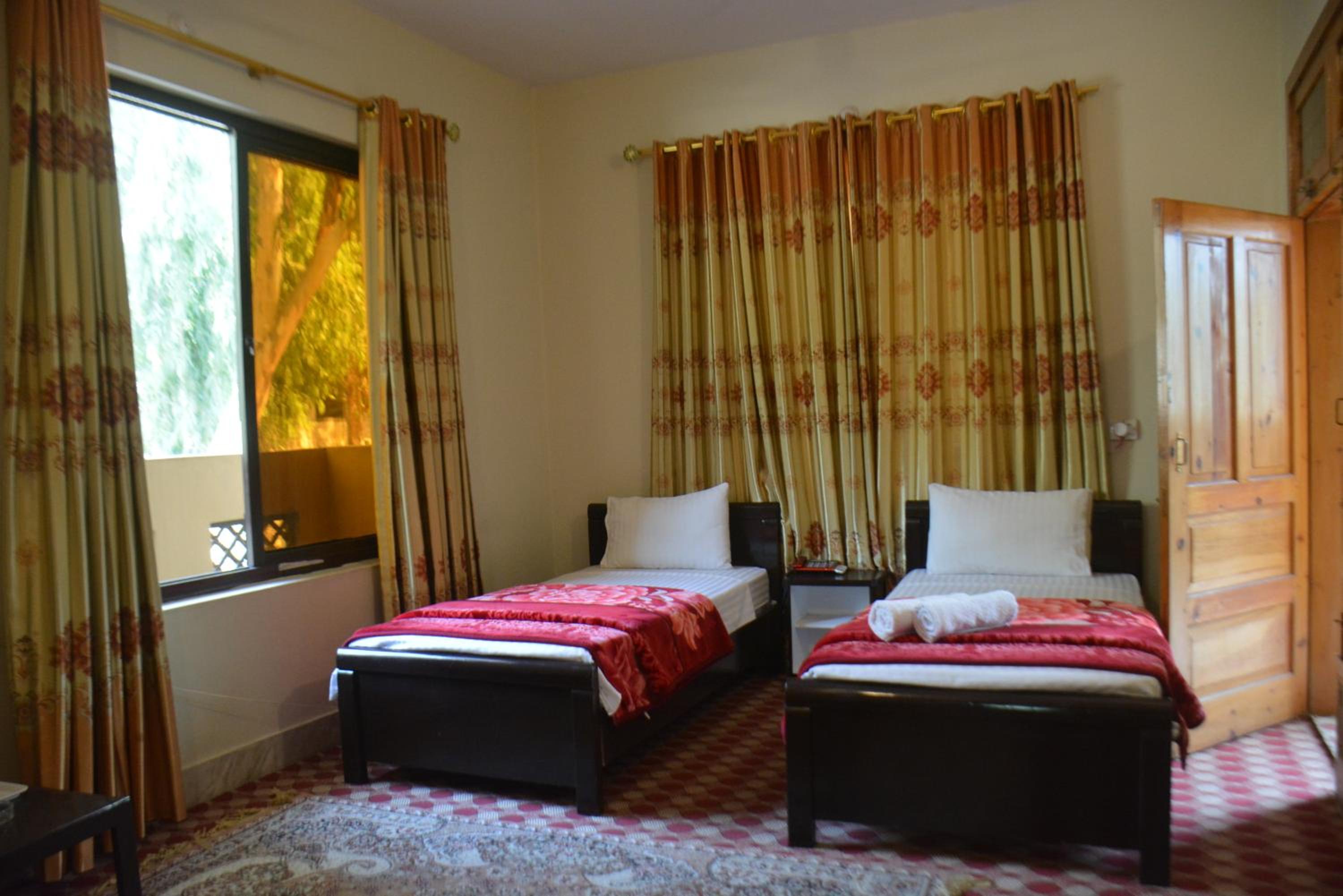Deluxe Twin Room photo 1