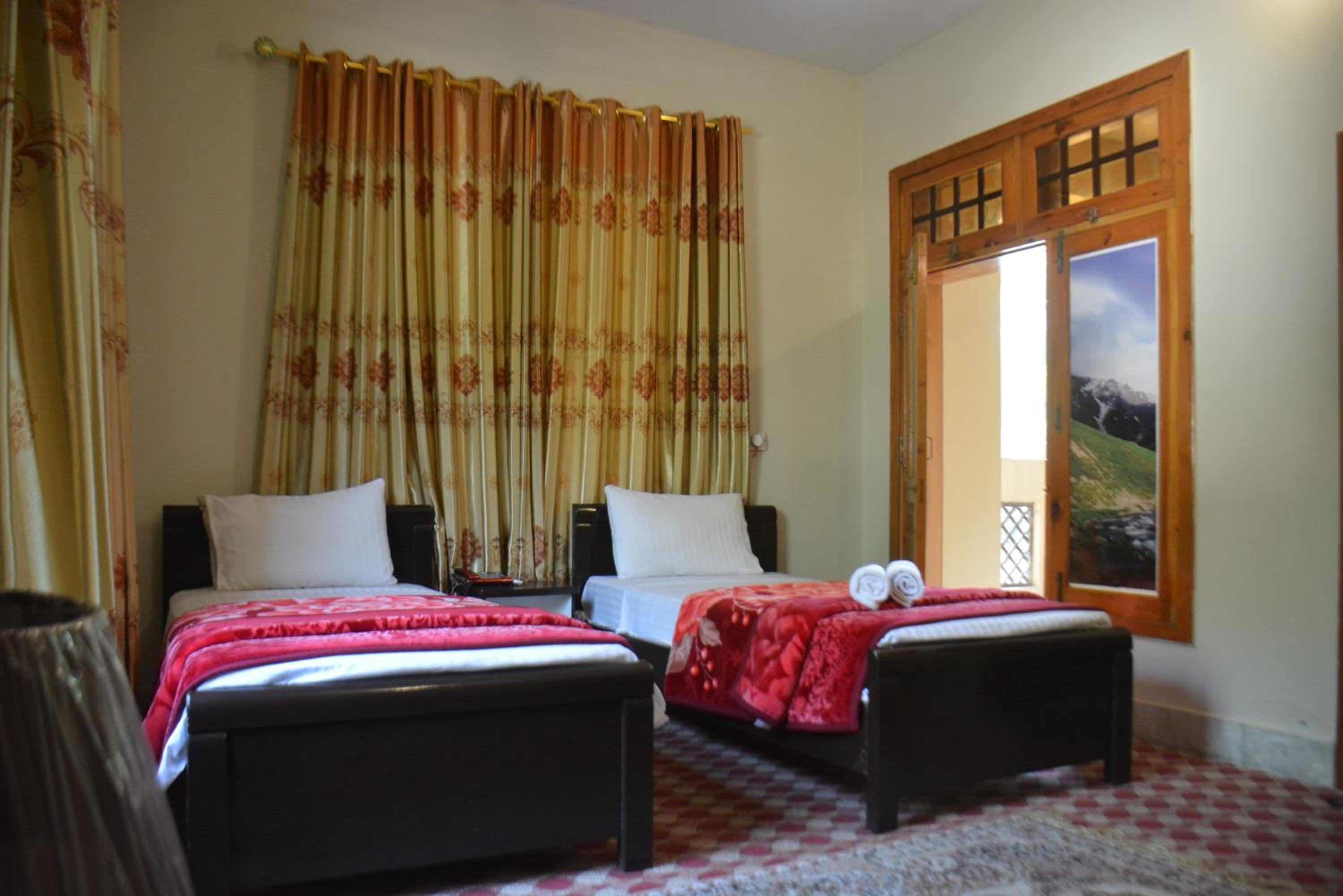 Deluxe Twin Room photo 2