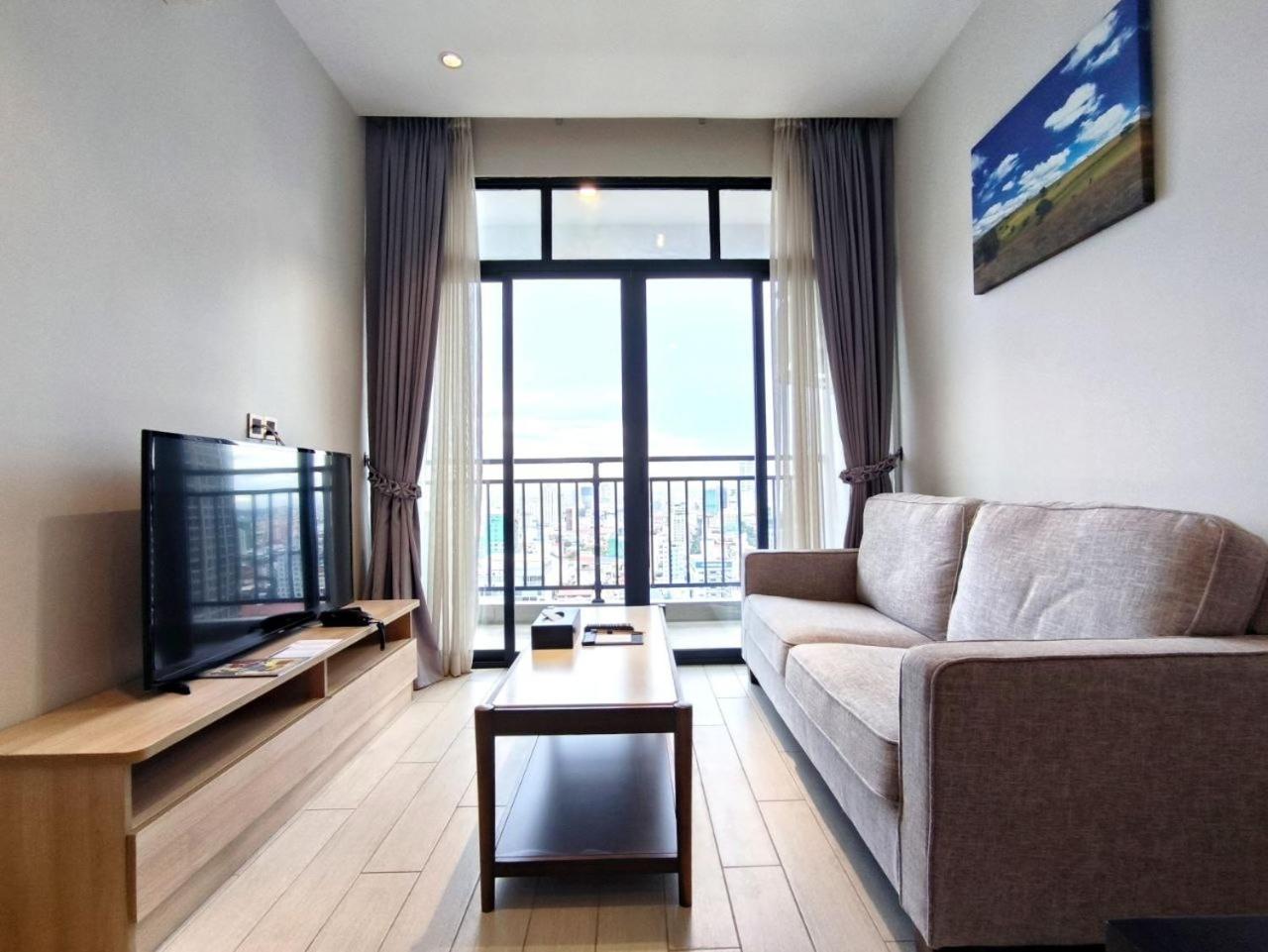 Deluxe Suite - Photo 5