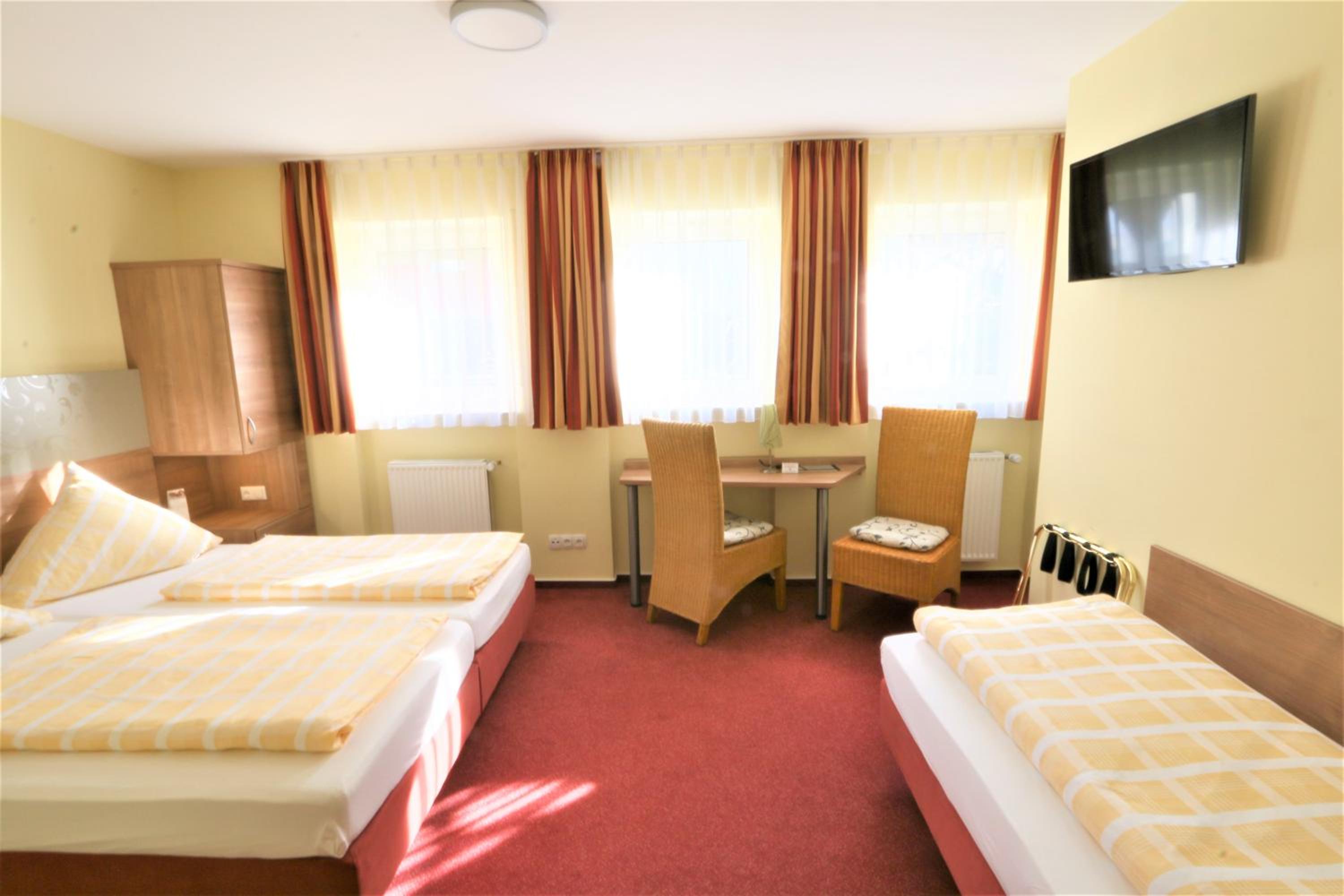 Triple Room photo 1