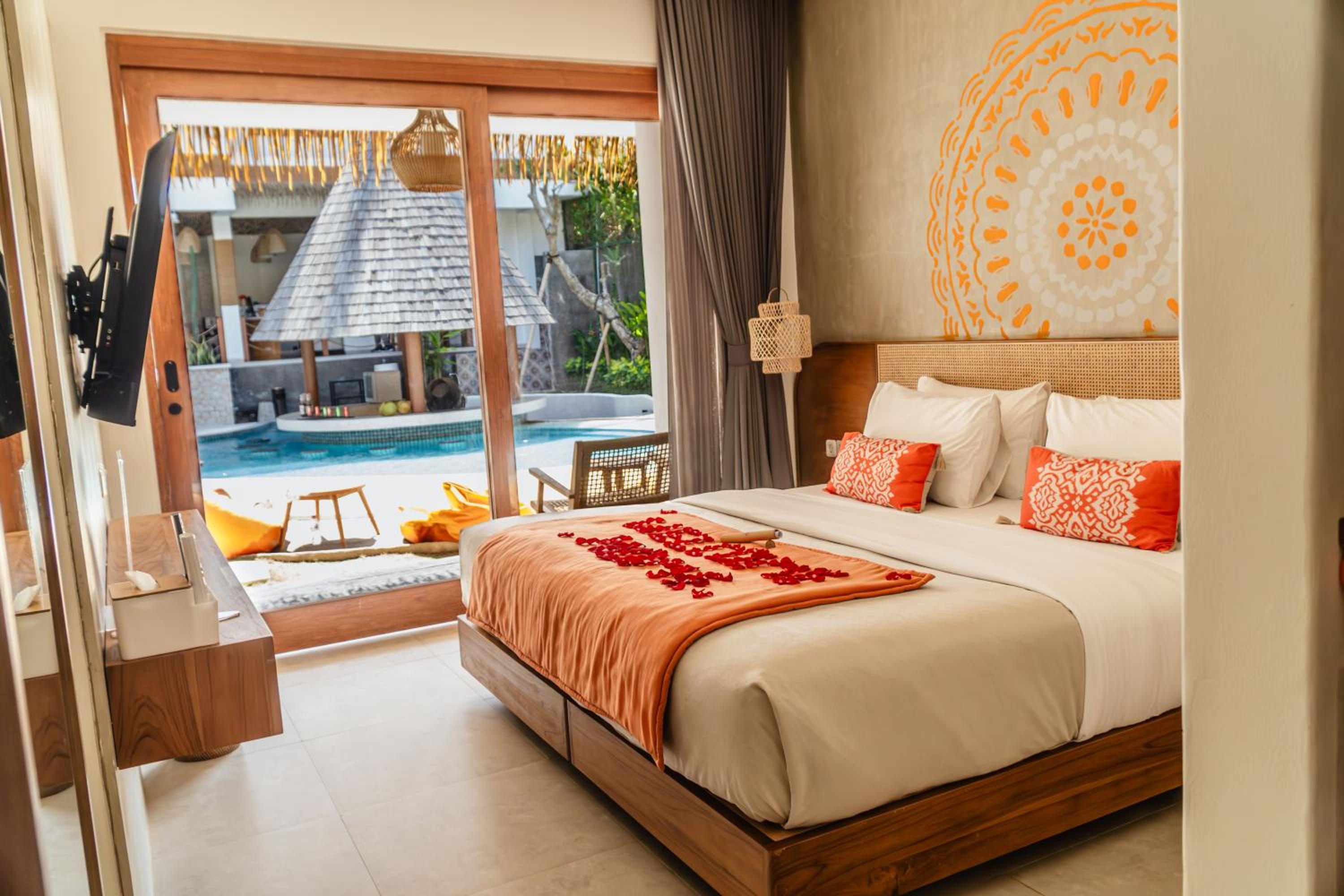 Standard Double Room - Photo 9