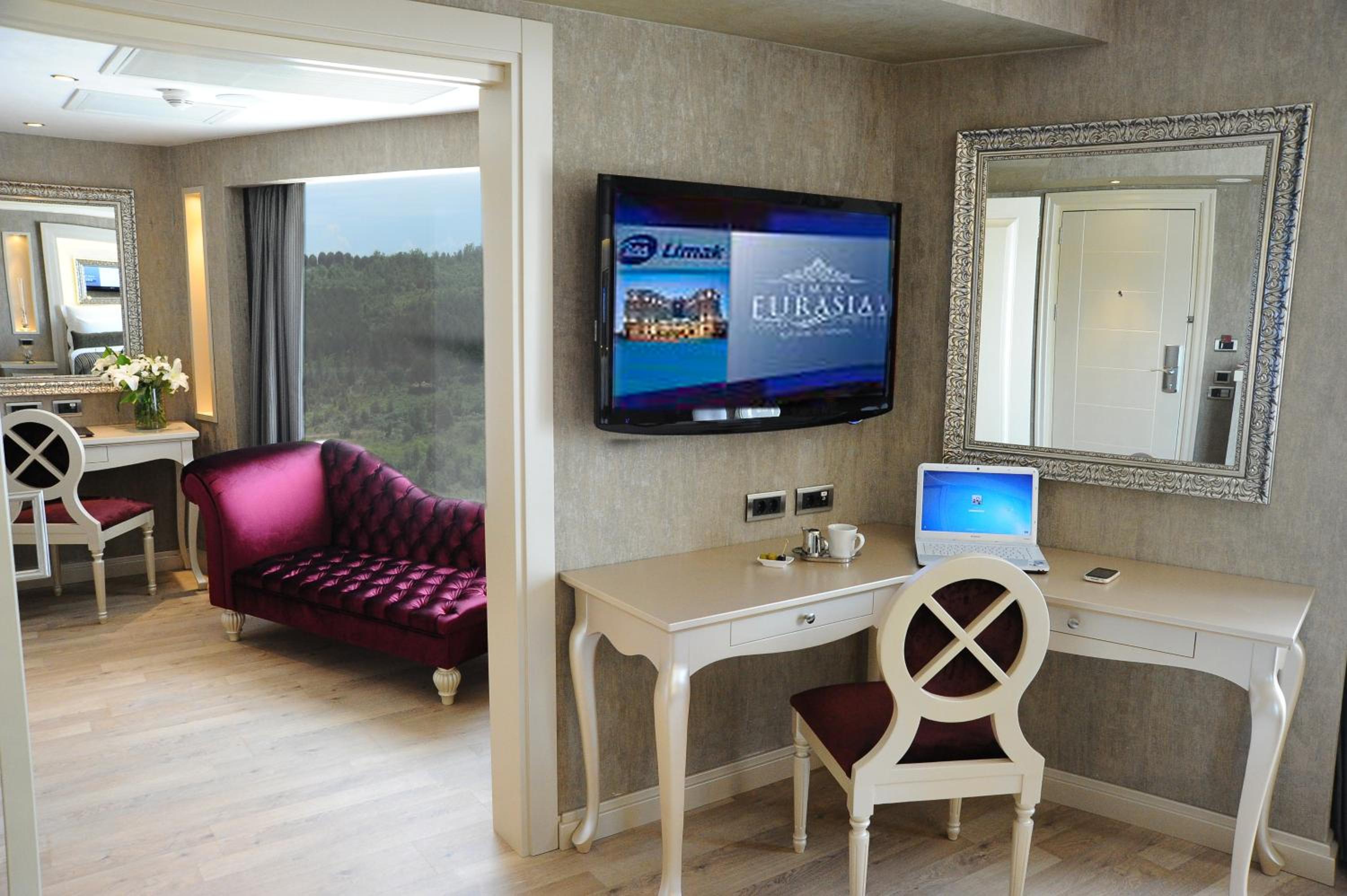Executive Suite photo 3