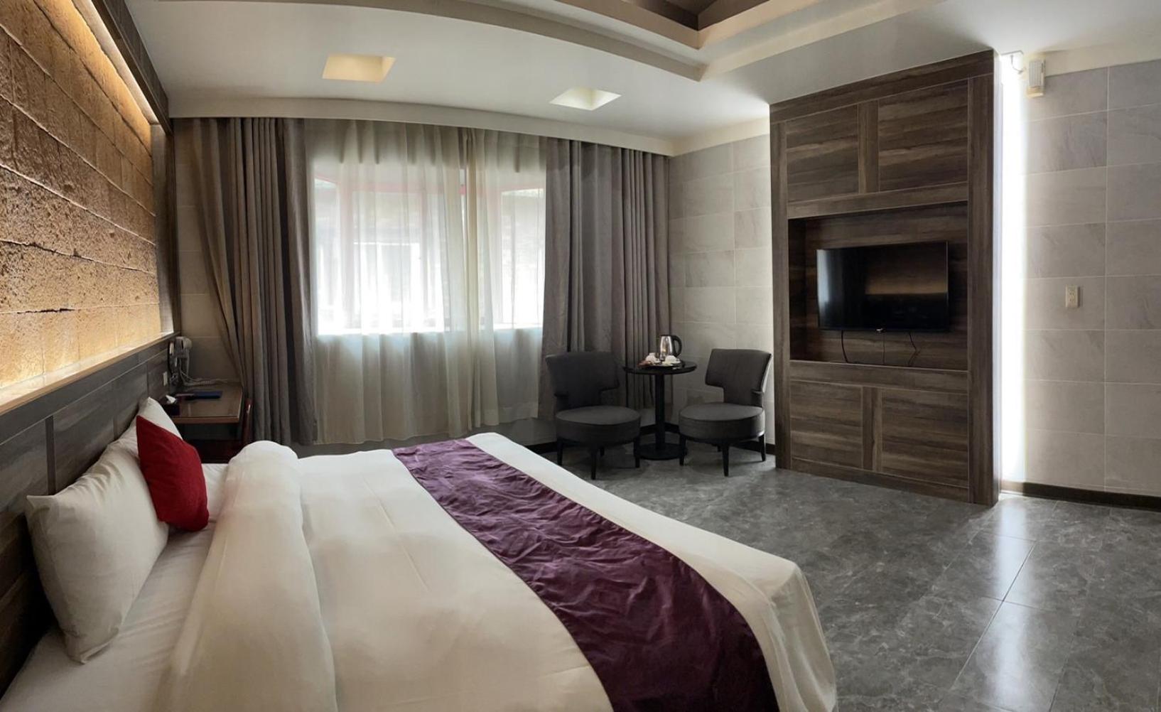 Deluxe Double Room photo 3