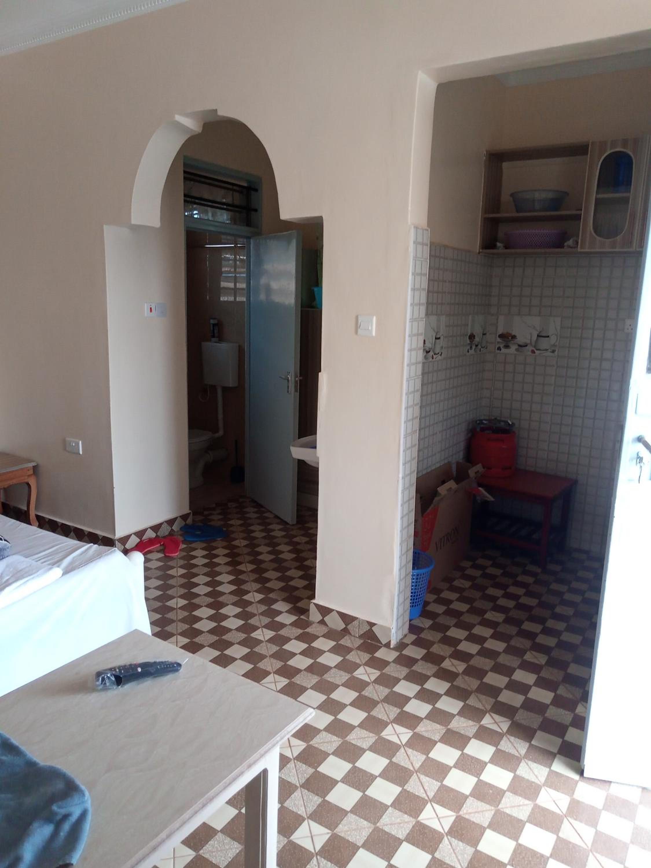 Single Room With Private Bathroom photo 1