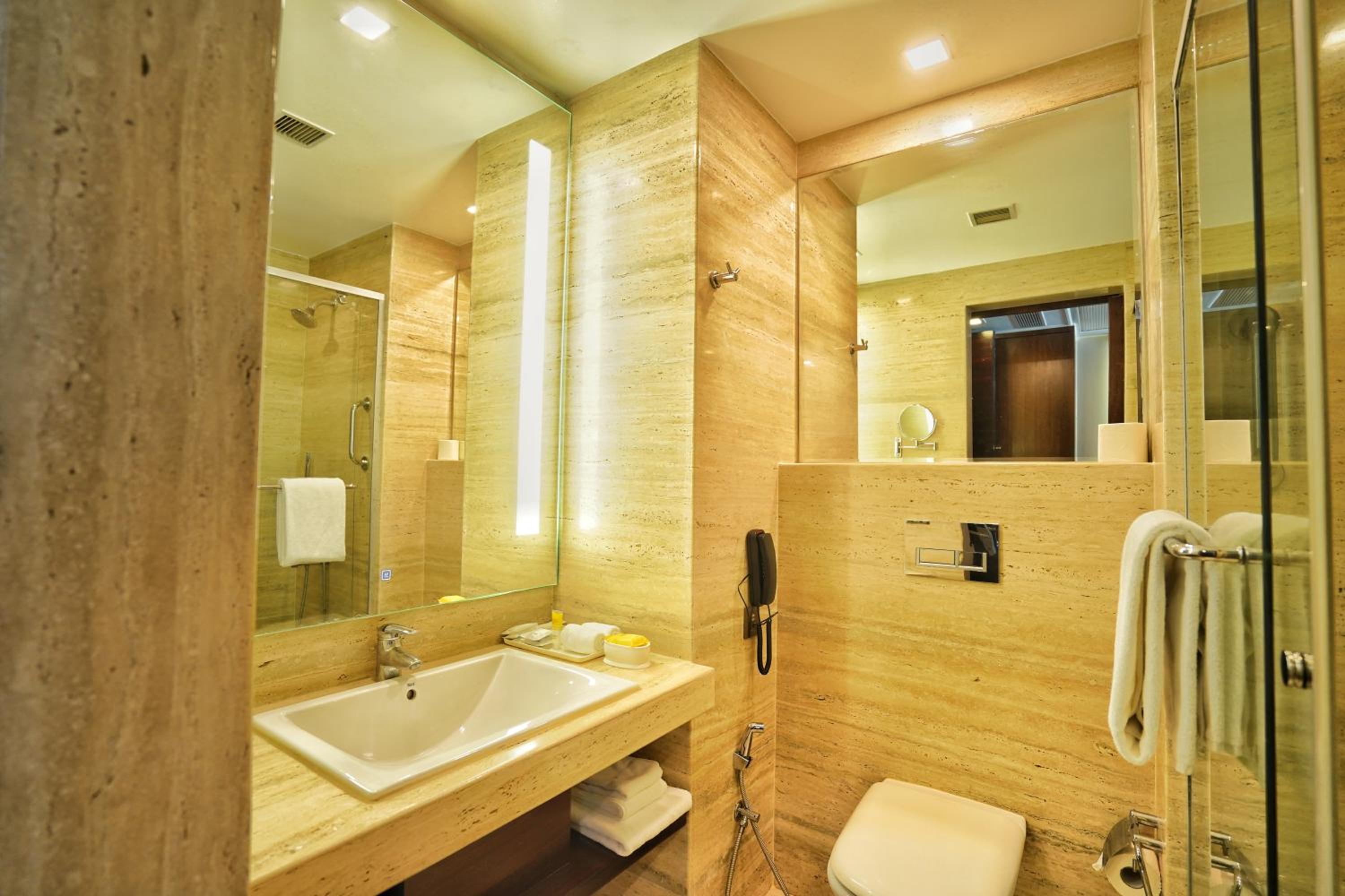 Twin Room with Balcony photo 2