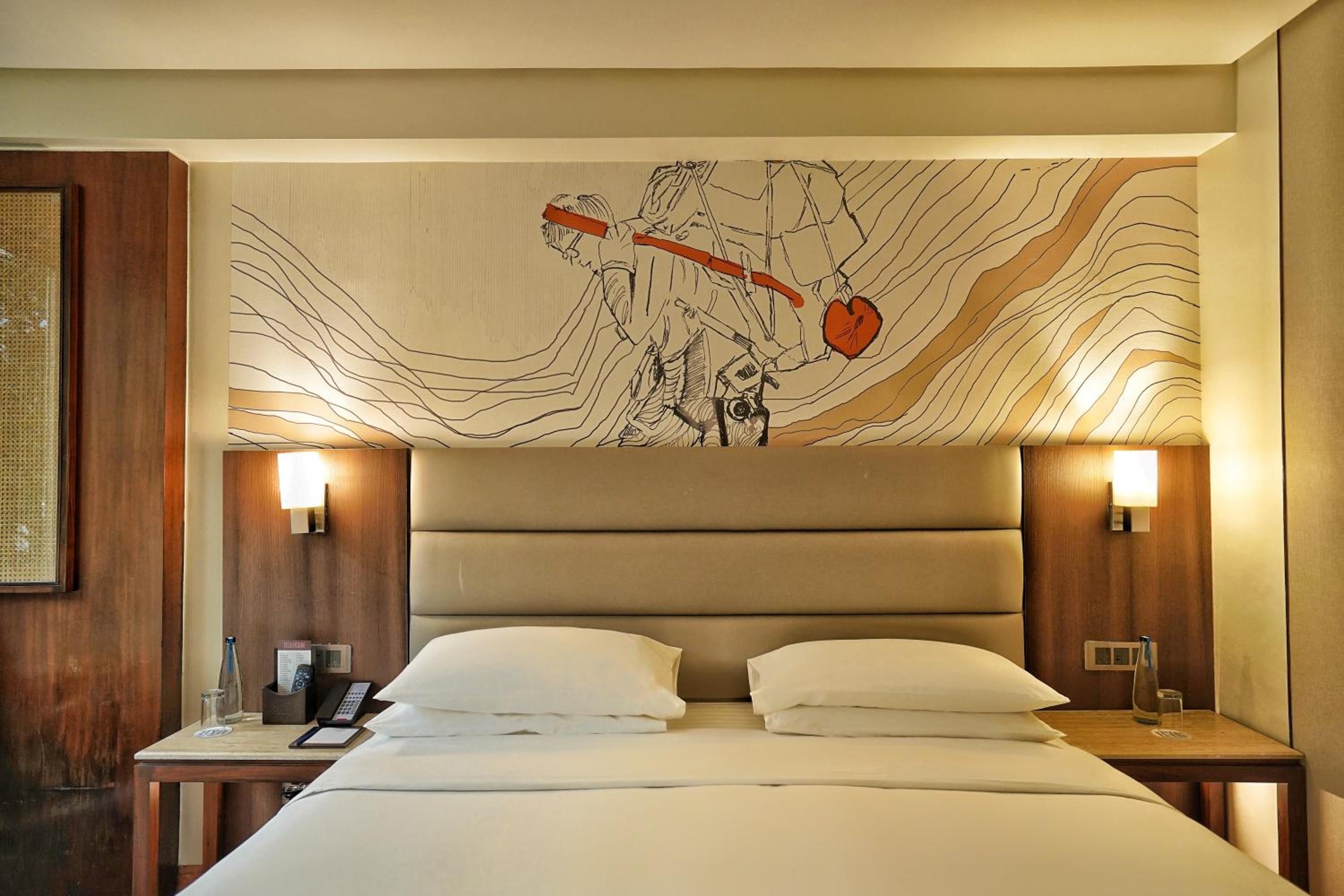 Standard King Room photo 2