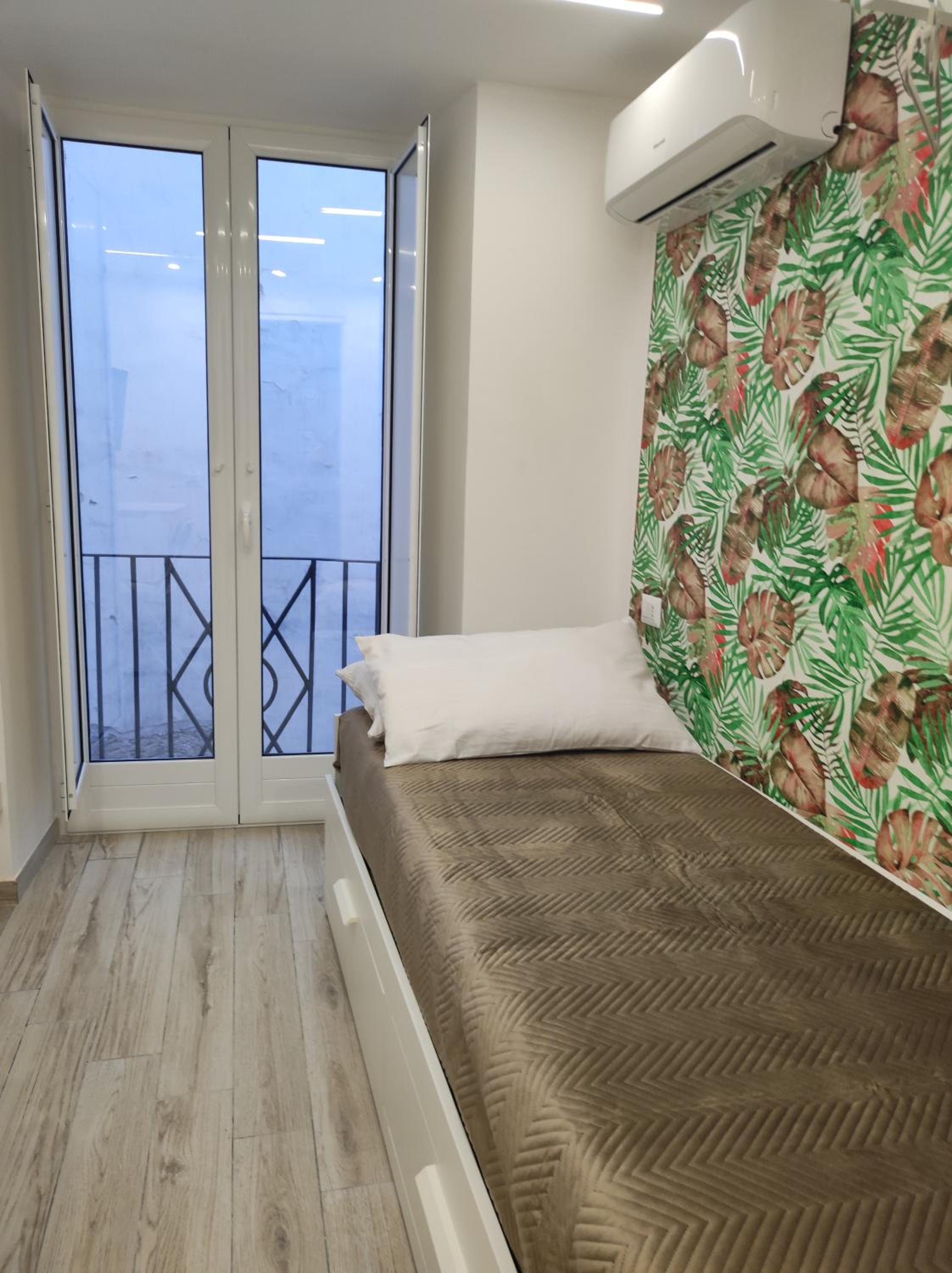 Single Room With Balcony