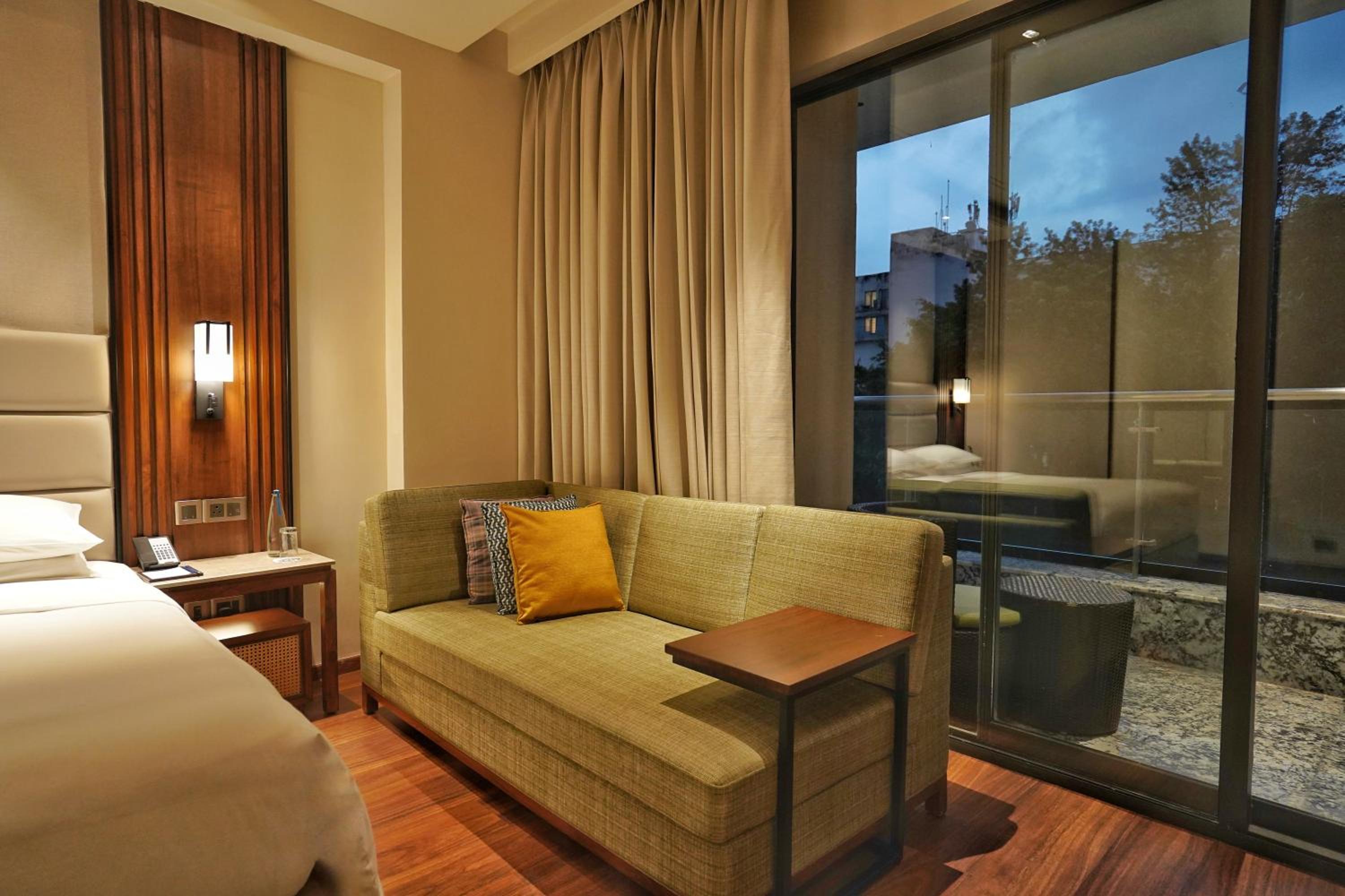 Deluxe Suite Deluxe Suite