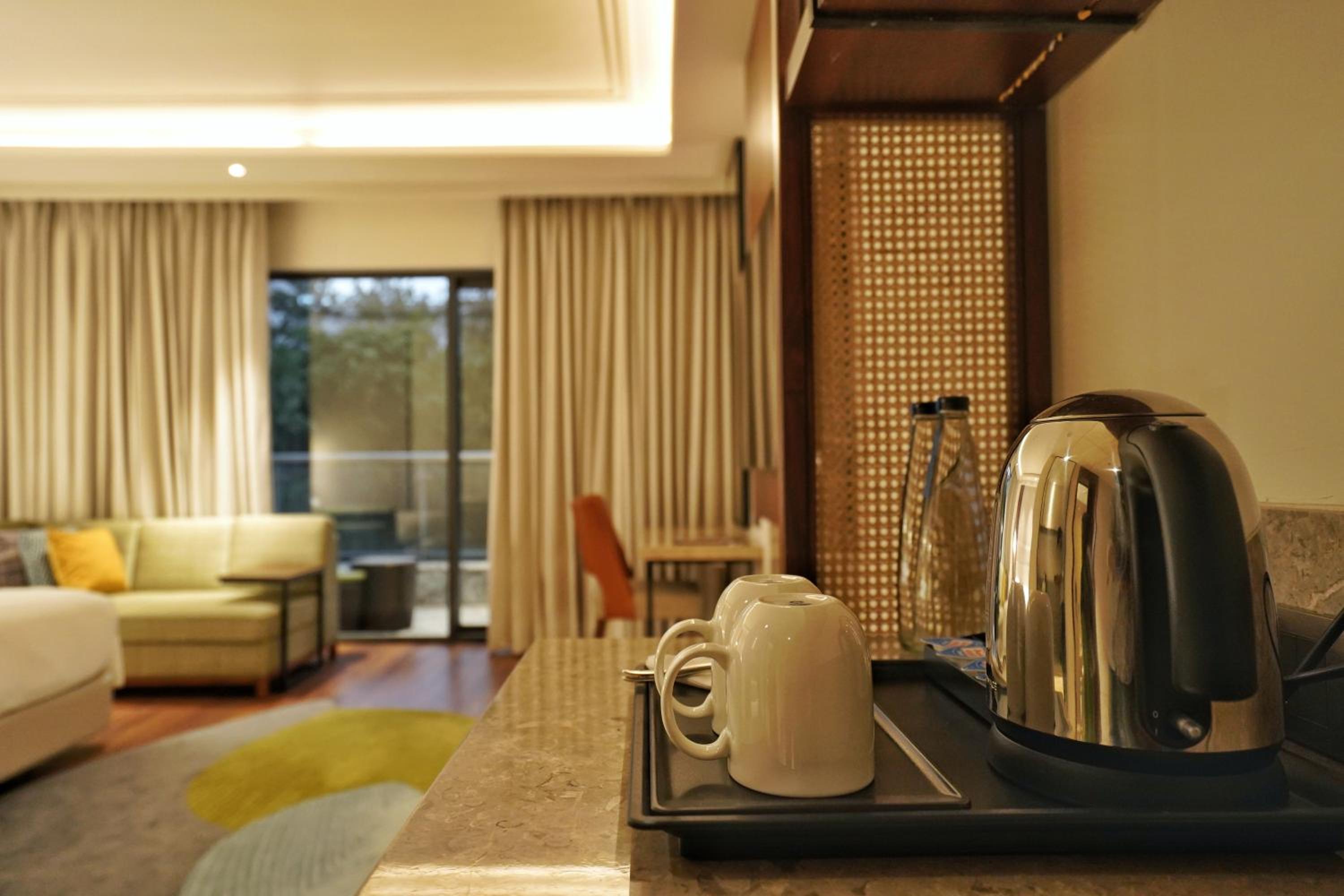 Deluxe Suite Deluxe Suite