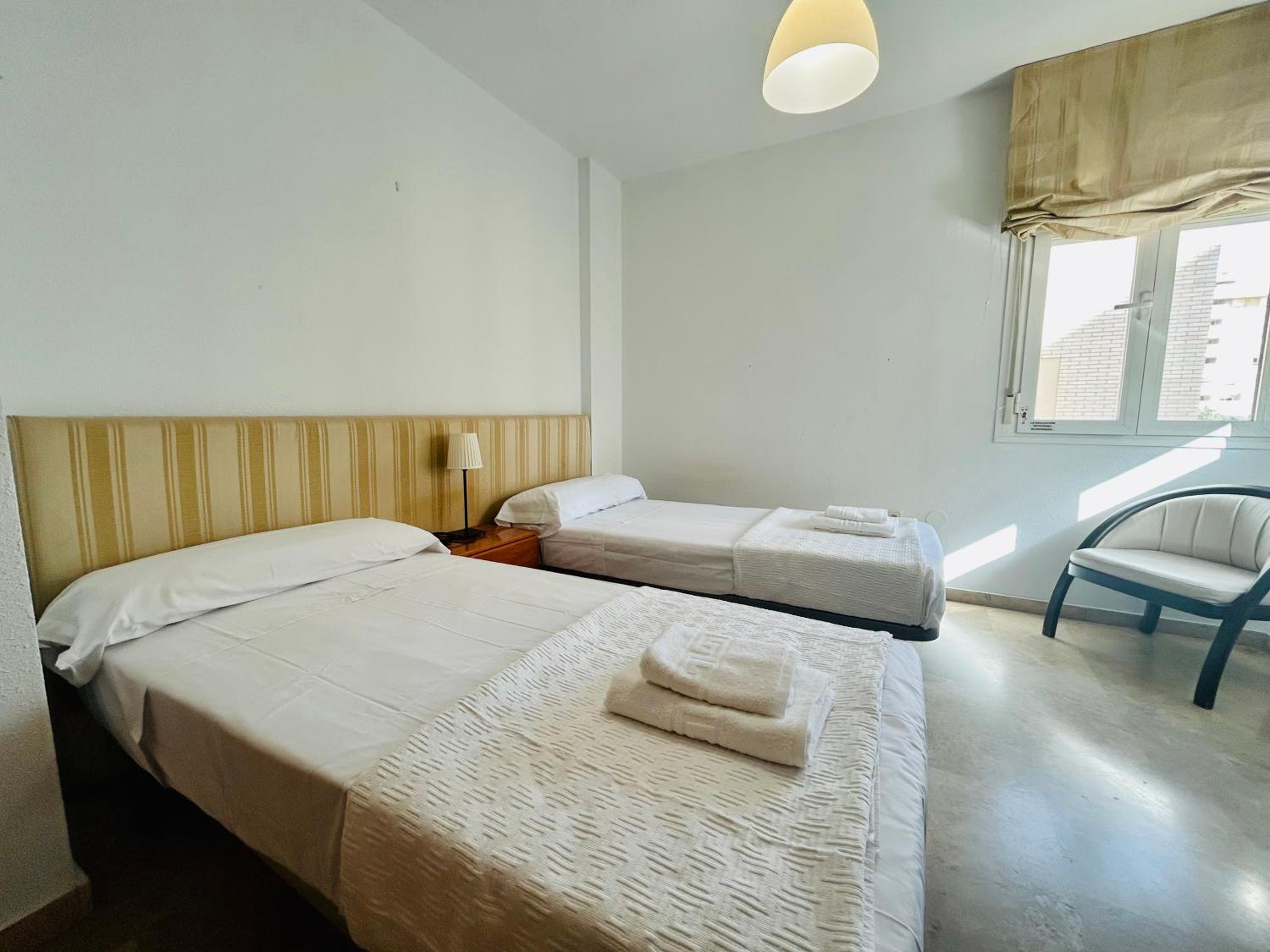 Habitación Doble Estándar con Baño Compartido