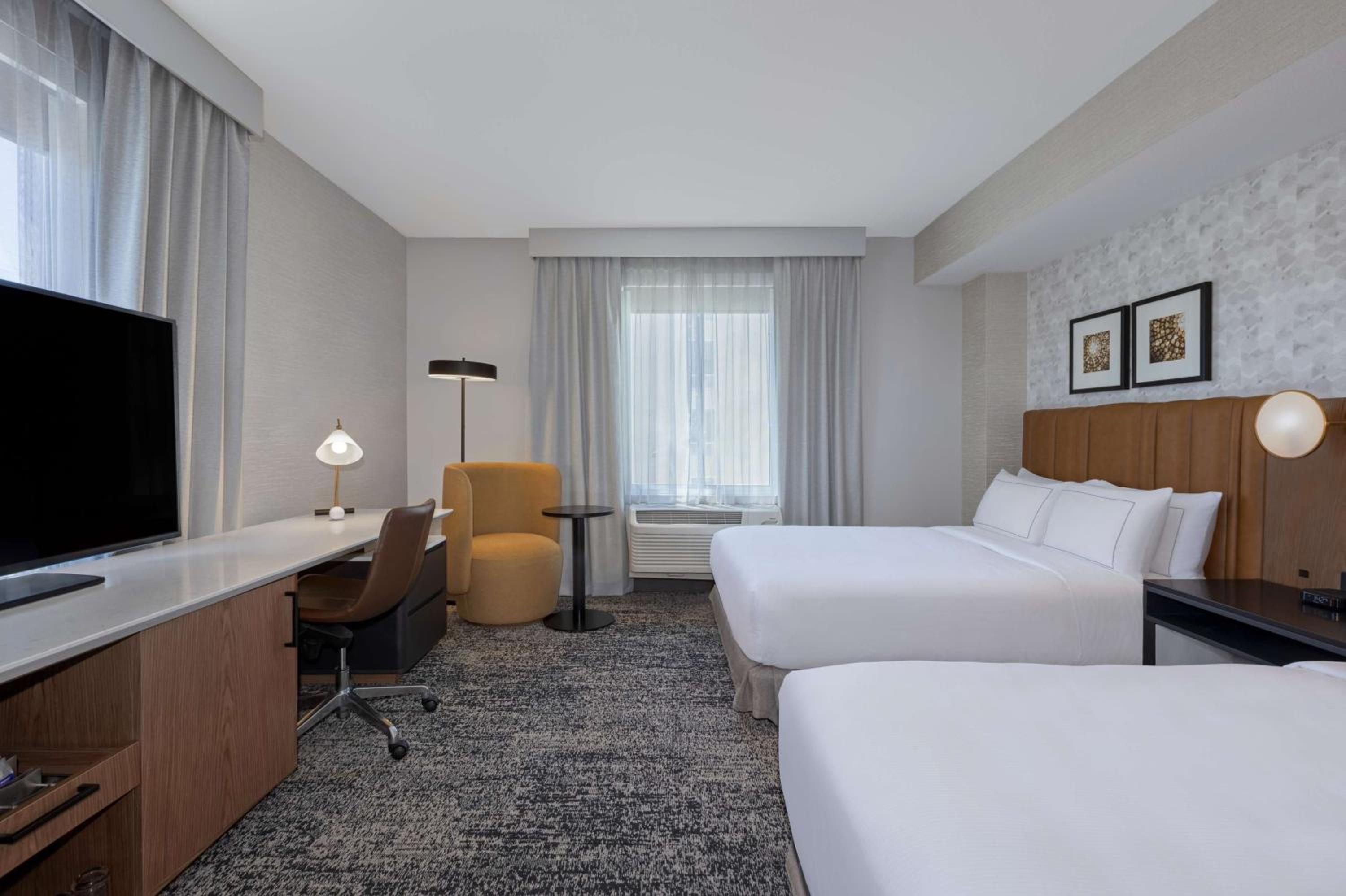 Queen Room with Two Queen Beds - Mobility/Hearing Accessible - Photo 7