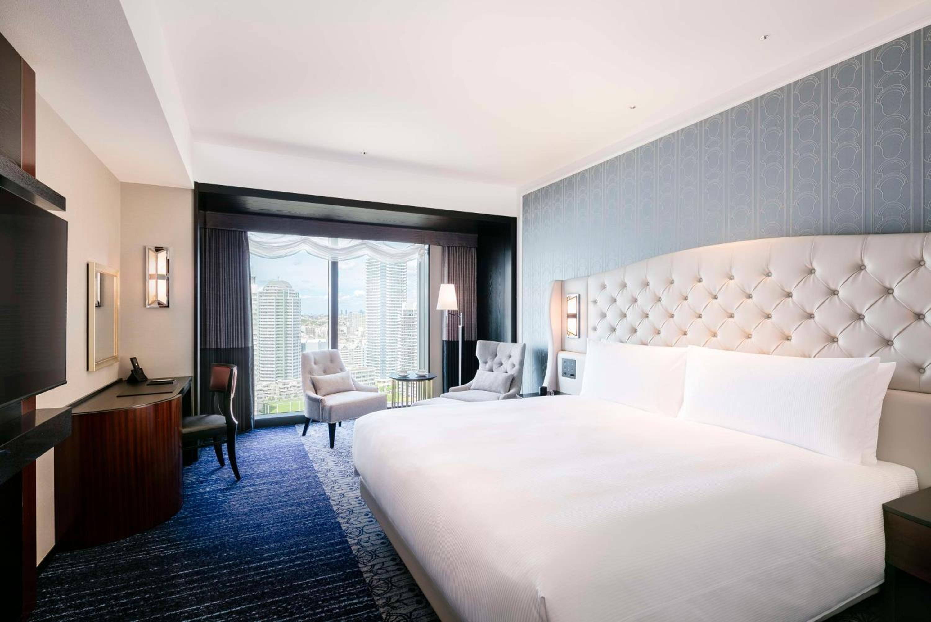 Premium King - High Floor - Photo 1