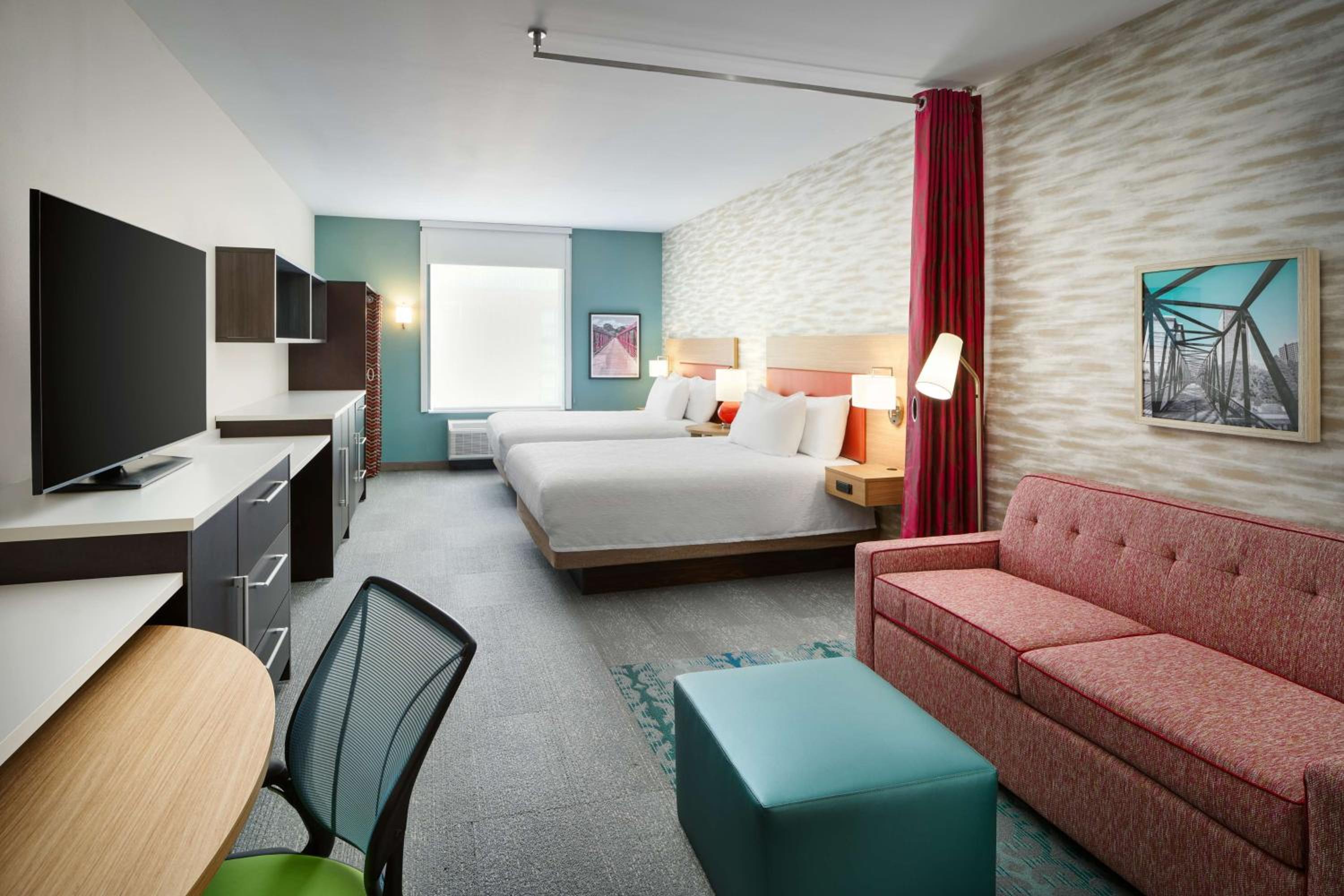Studio Suite with Two Queen Beds - Photo 3
