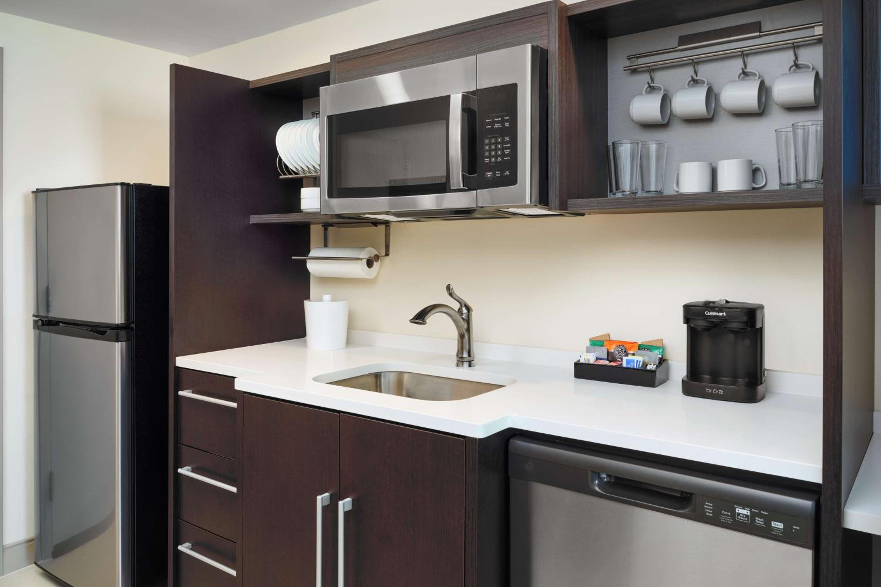 King Studio Suite - Photo 4