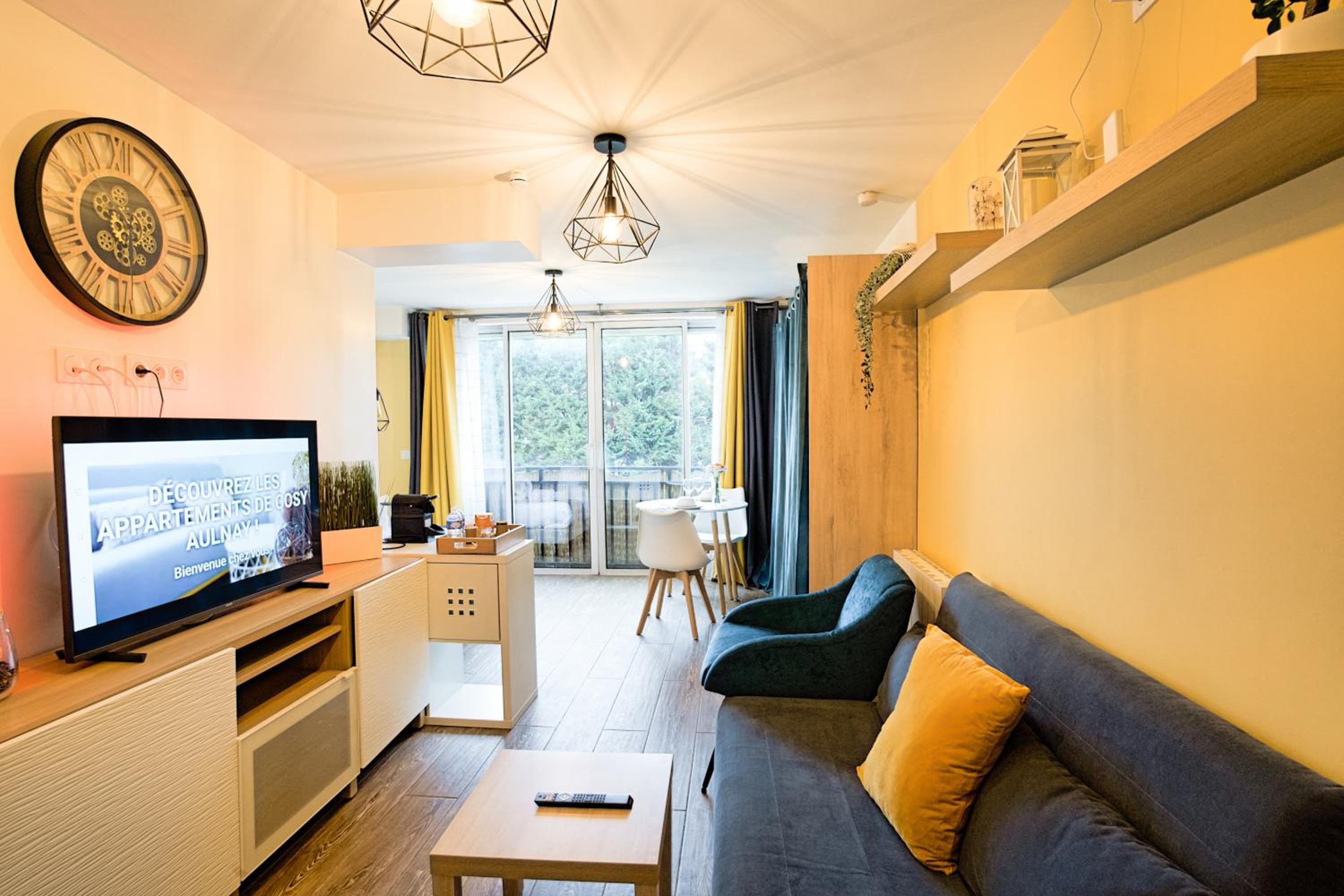 King Studio with Sofa Bed - Photo 2