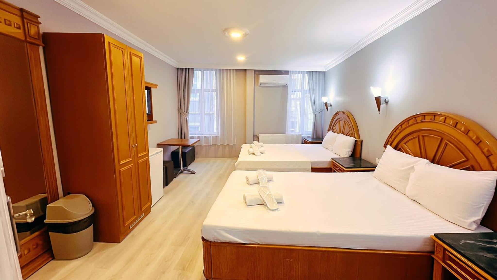 Double or Twin Room photo 1