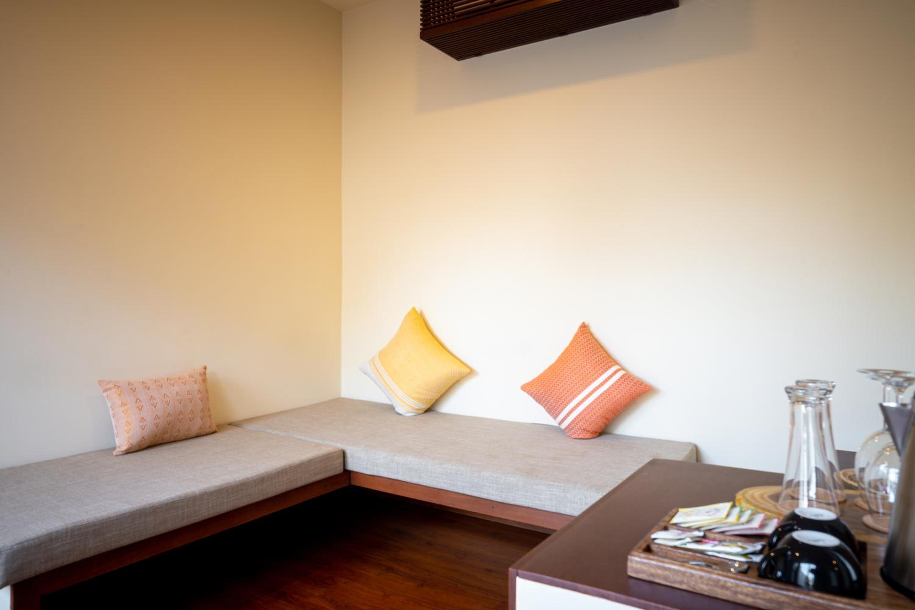 Family Suite with Private Pool - Photo 3